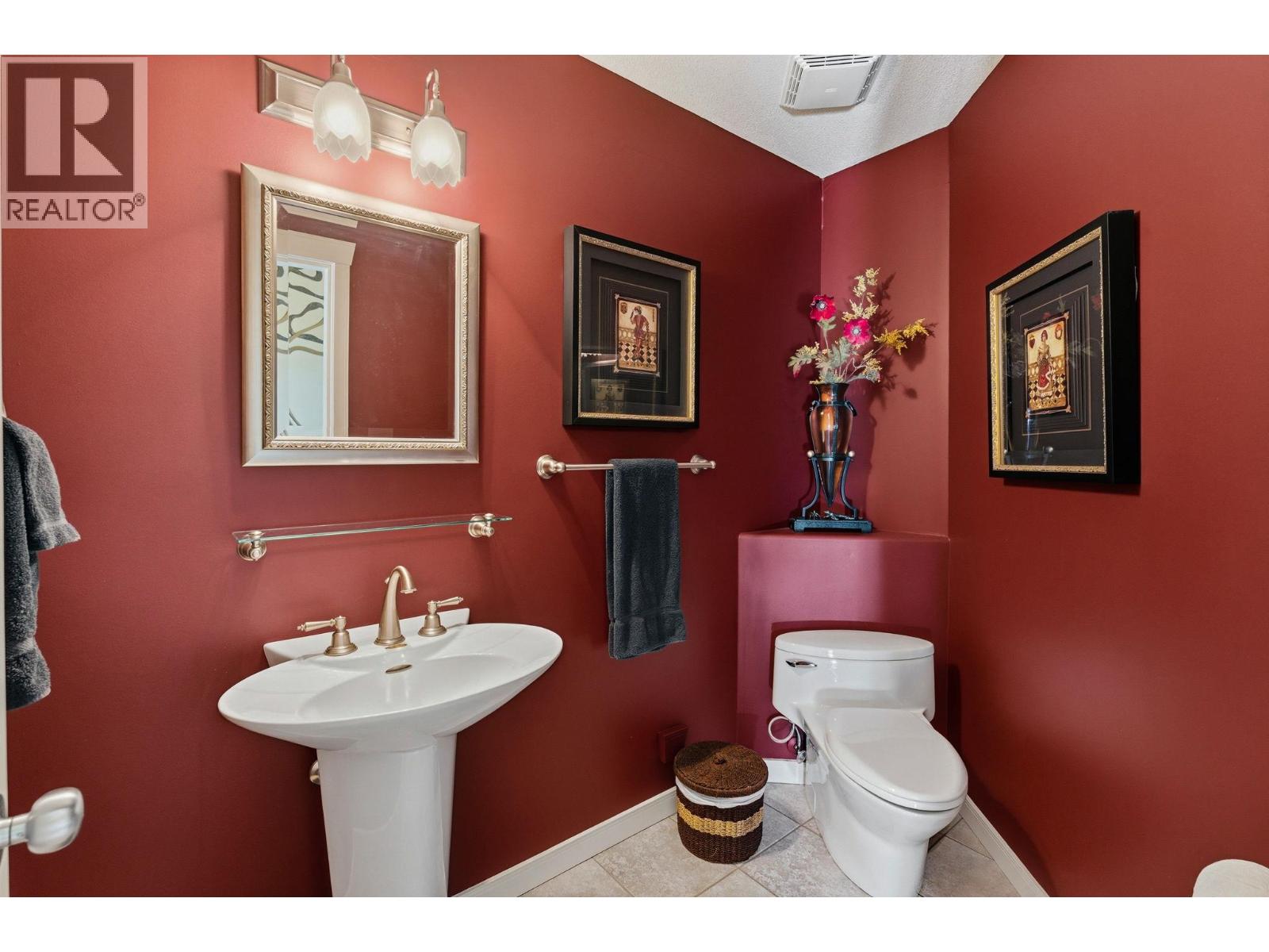 2229 Capistrano Drive, Kelowna, British Columbia  V1V 2A2 - Photo 28 - 10383569
