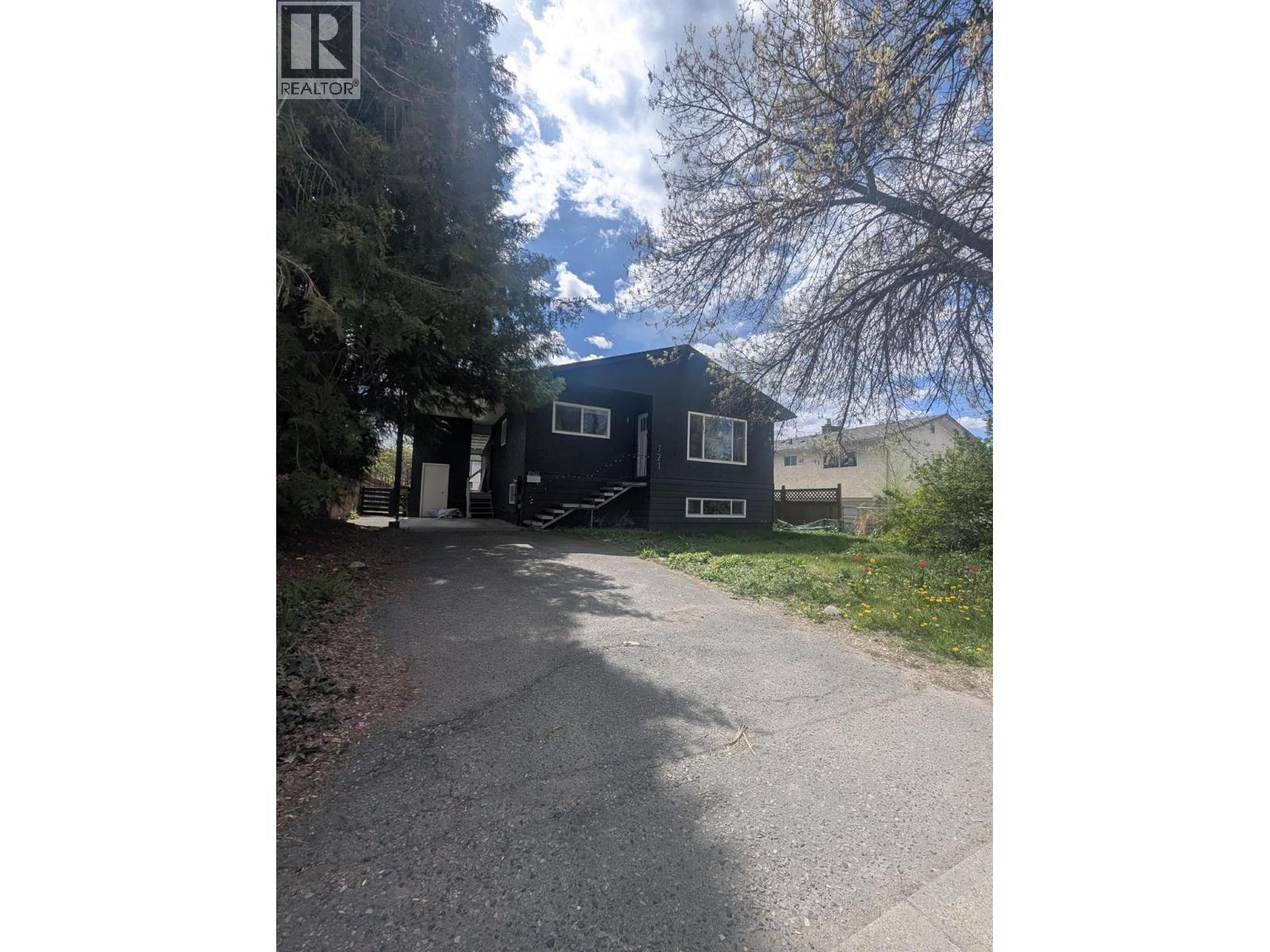 721 Raymer Avenue, kelowna, British Columbia