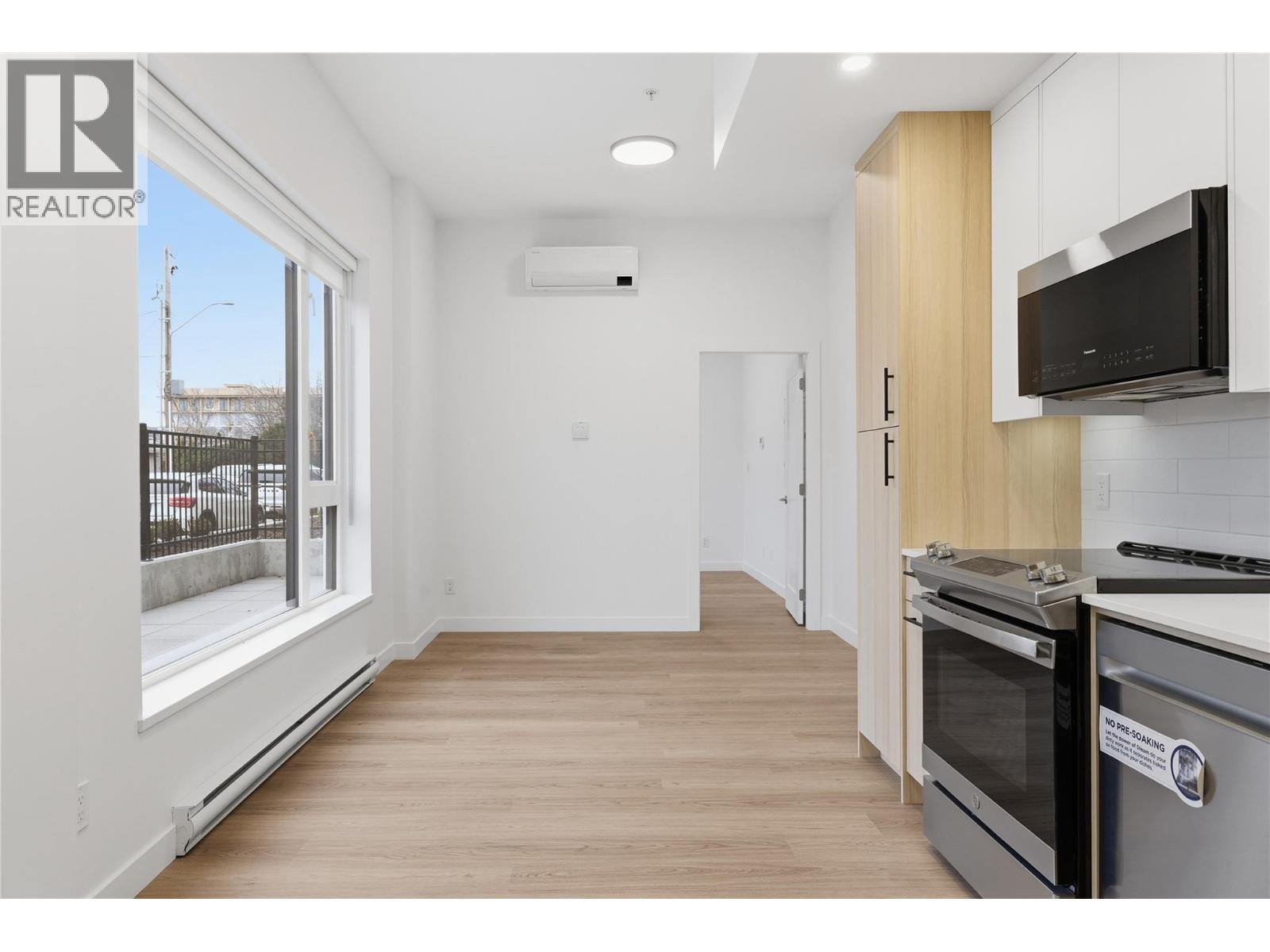 1390 Pridham Avenue Unit# Th4 Lot# 3, Kelowna, British Columbia  V1Y 0P7 - Photo 12 - 10385141