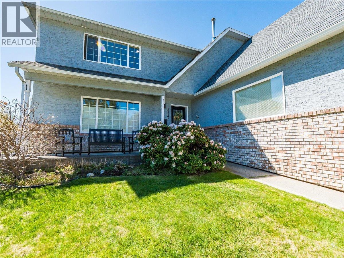 3312 Southridge Drive, Castlegar, British Columbia  V1N 4G1 - Photo 19 - 10385224