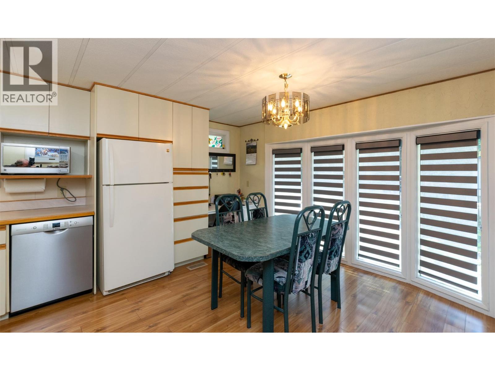5161 63 Avenue Ne Unit# 19, Salmon Arm, British Columbia  V0E 1K0 - Photo 2 - 10385143