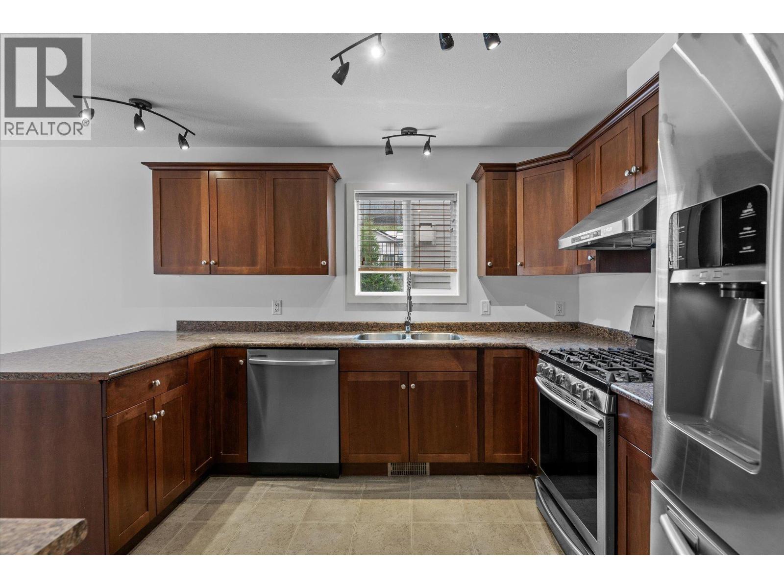 2003 Montego Street, West Kelowna, British Columbia  V4T 3C6 - Photo 12 - 10385326