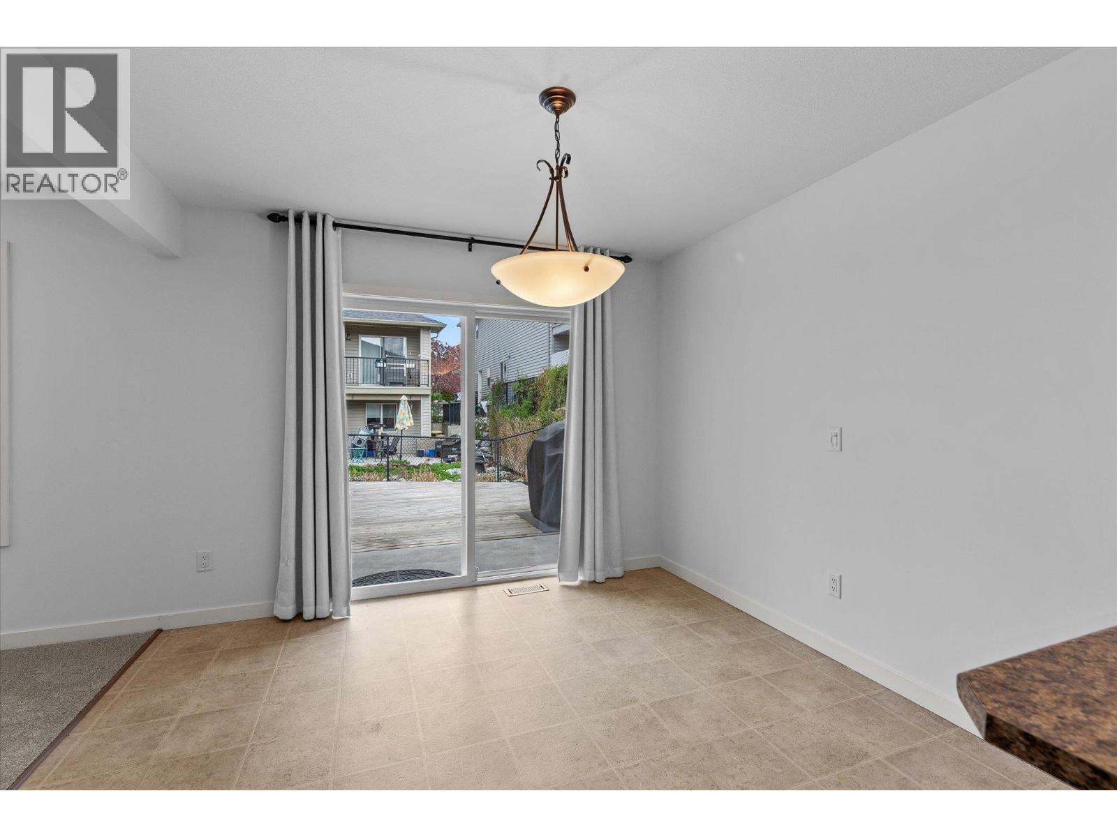 2003 Montego Street, West Kelowna, British Columbia  V4T 3C6 - Photo 14 - 10385326