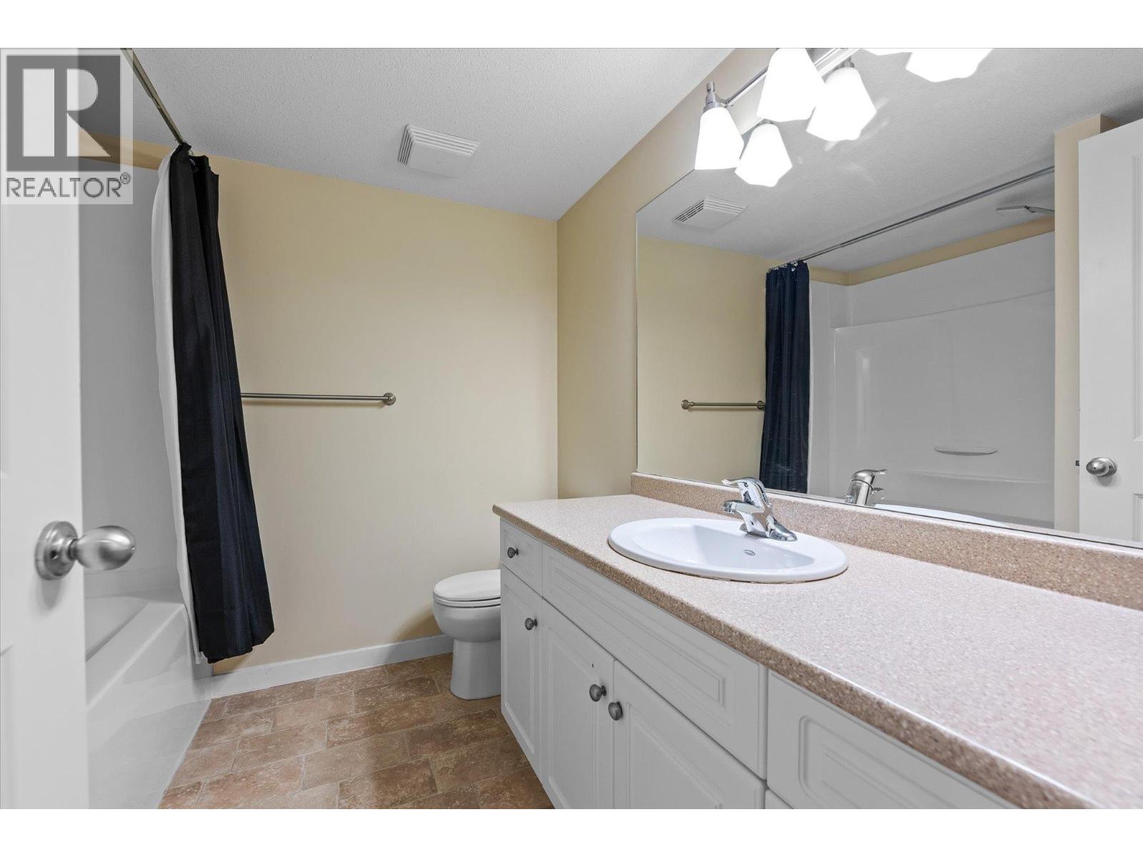 2003 Montego Street, West Kelowna, British Columbia  V4T 3C6 - Photo 31 - 10385326
