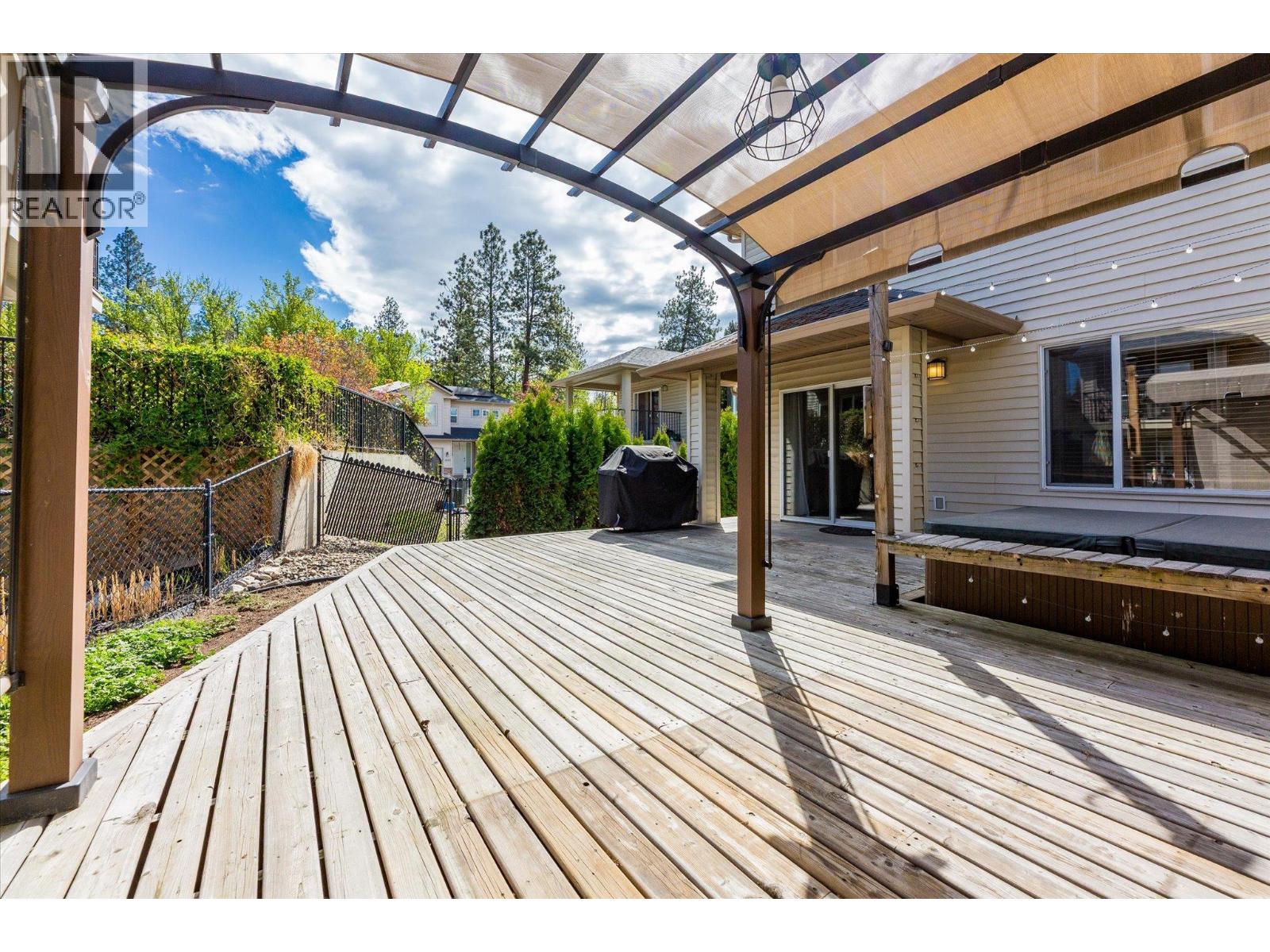 2003 Montego Street, West Kelowna, British Columbia  V4T 3C6 - Photo 38 - 10385326