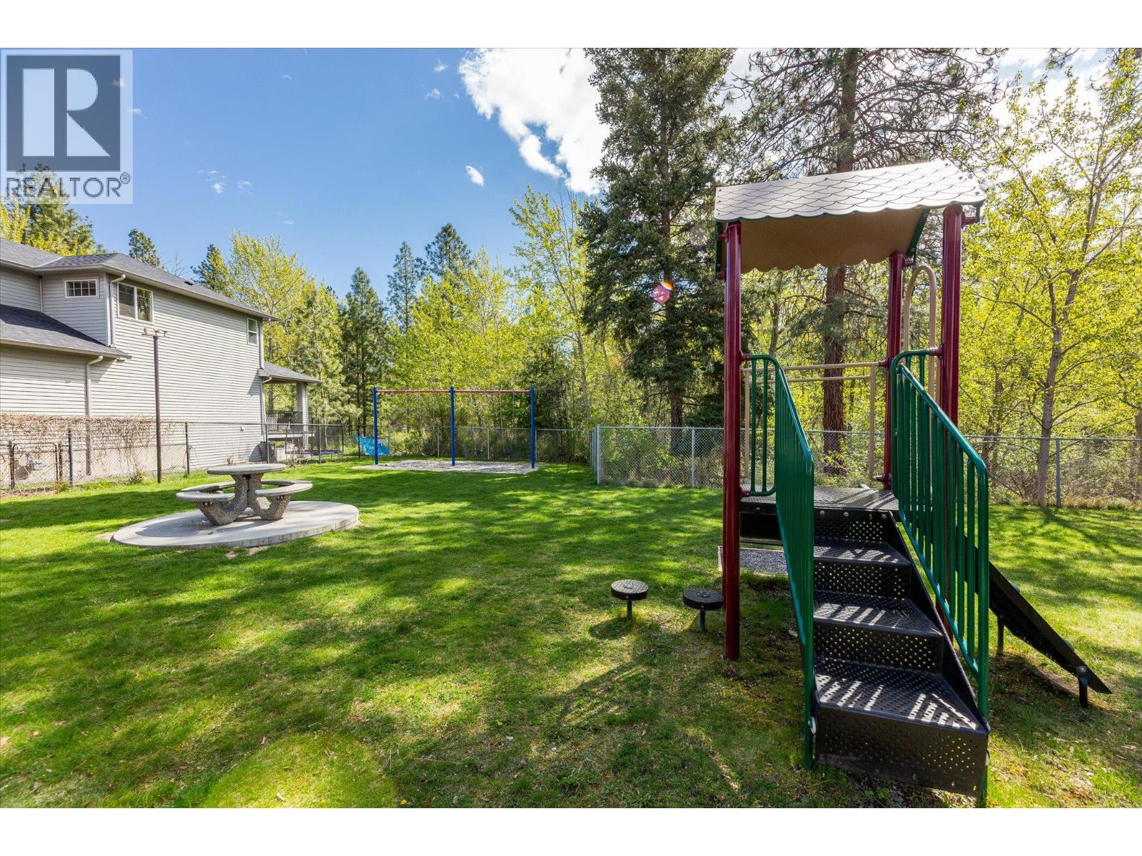 2003 Montego Street, West Kelowna, British Columbia  V4T 3C6 - Photo 40 - 10385326