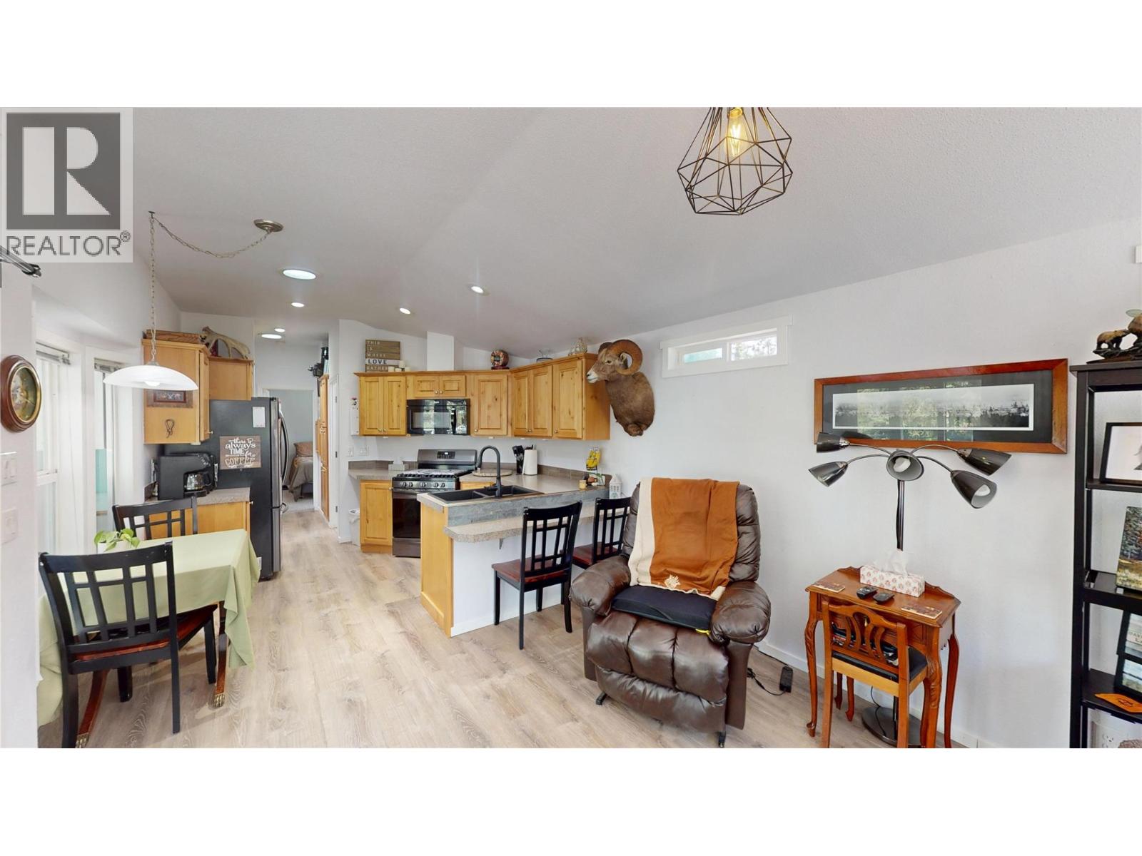 3320 Theatre Road N Unit# 5, Cranbrook, British Columbia  V1C 7B8 - Photo 11 - 10385171
