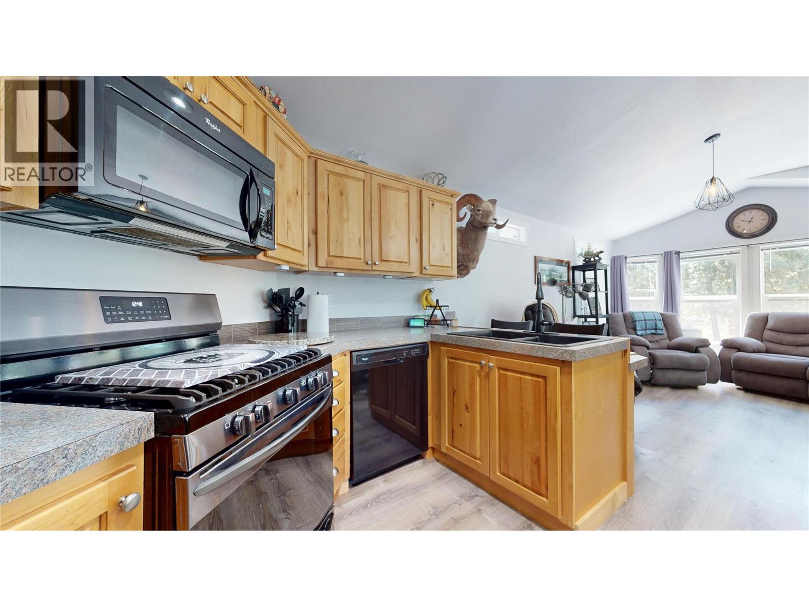 3320 Theatre Road N Unit# 5, Cranbrook, British Columbia  V1C 7B8 - Photo 14 - 10385171