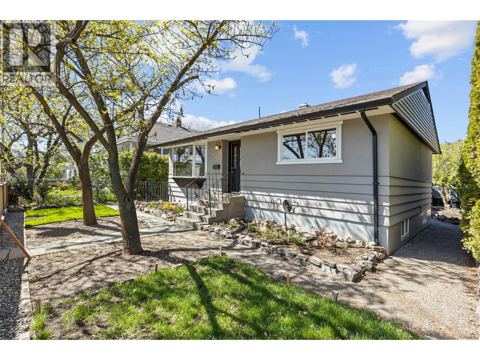 4202 34 Street, vernon, British Columbia