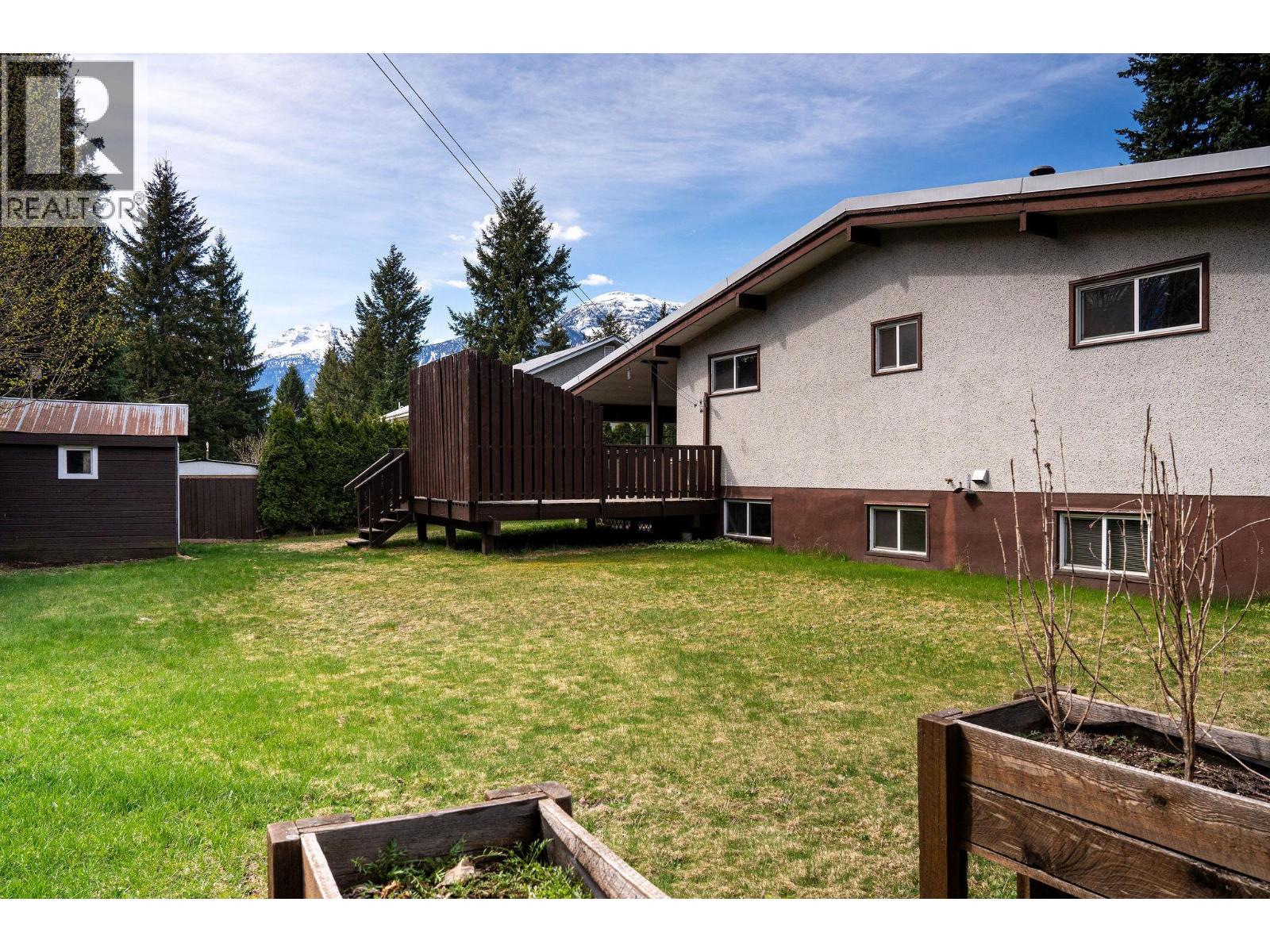 80 Burke Drive, Revelstoke, British Columbia  V0E 2S0 - Photo 4 - 10375499