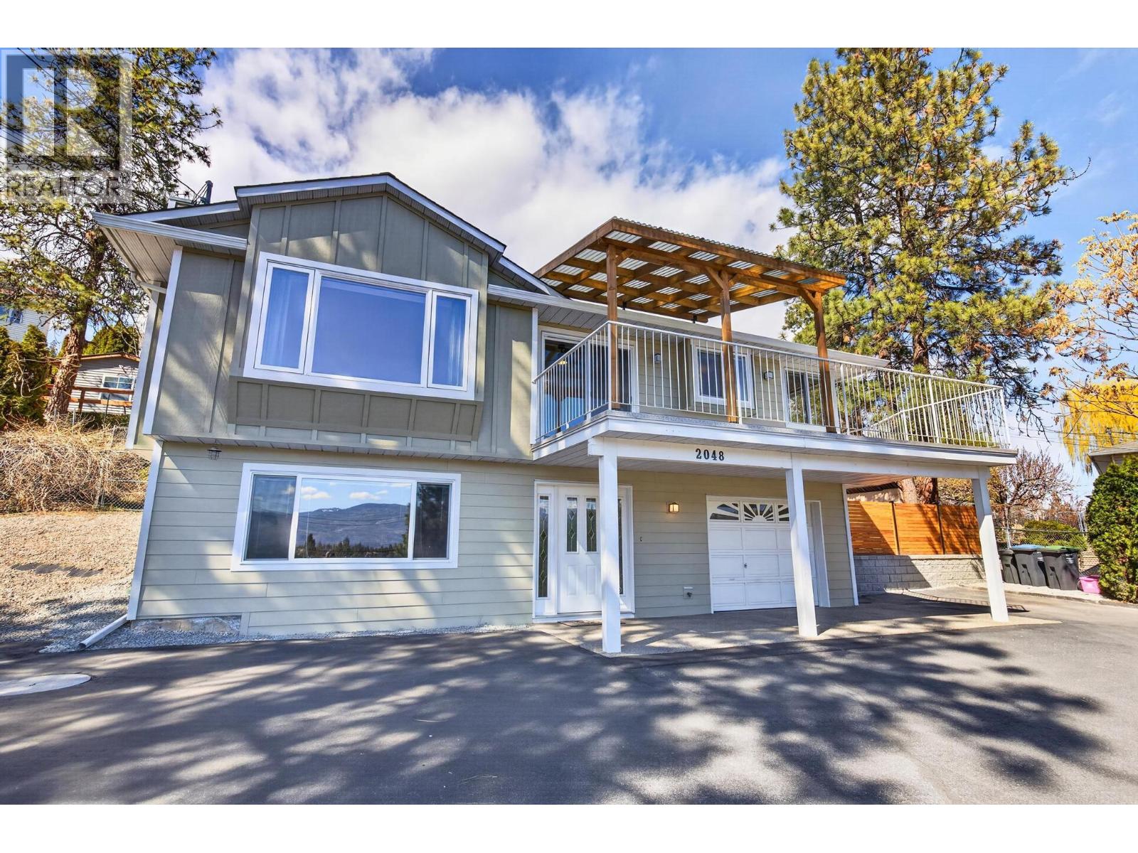 2048 Shamrock Drive, west kelowna, British Columbia