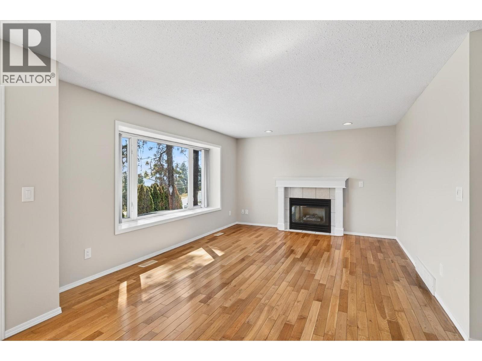 2048 Shamrock Drive, West Kelowna, British Columbia  V4T 1T8 - Photo 12 - 10381355
