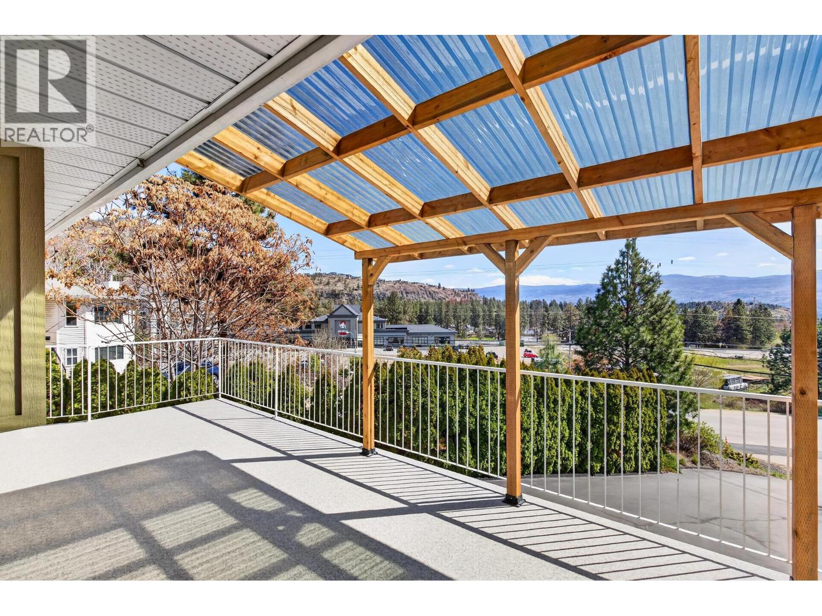 2048 Shamrock Drive, West Kelowna, British Columbia  V4T 1T8 - Photo 16 - 10381355