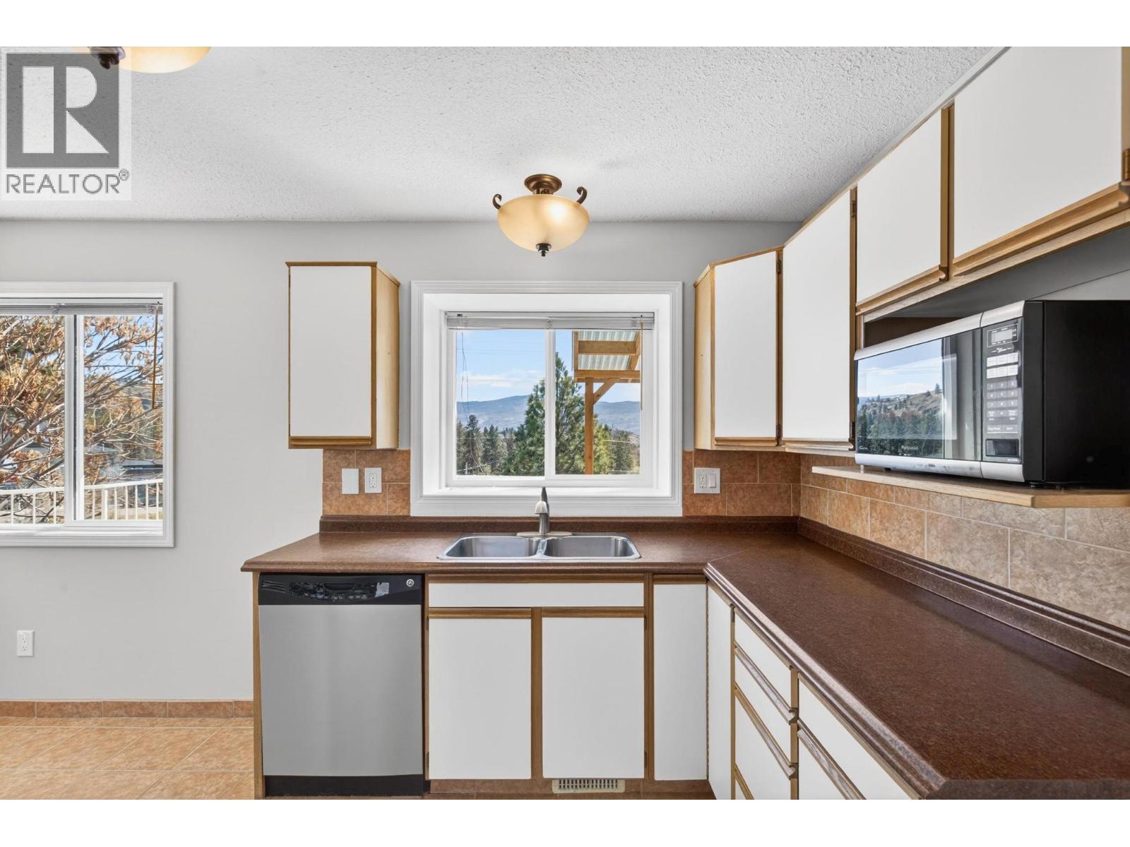 2048 Shamrock Drive, West Kelowna, British Columbia  V4T 1T8 - Photo 18 - 10381355