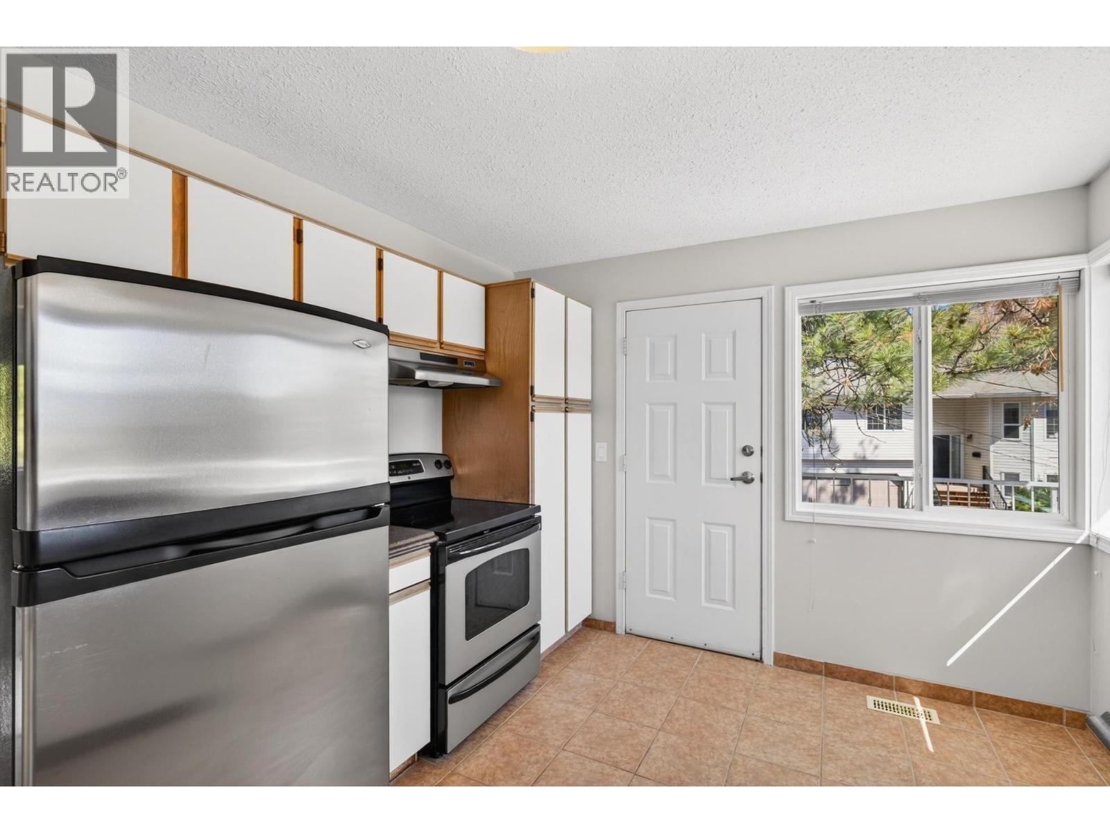 2048 Shamrock Drive, West Kelowna, British Columbia  V4T 1T8 - Photo 20 - 10381355