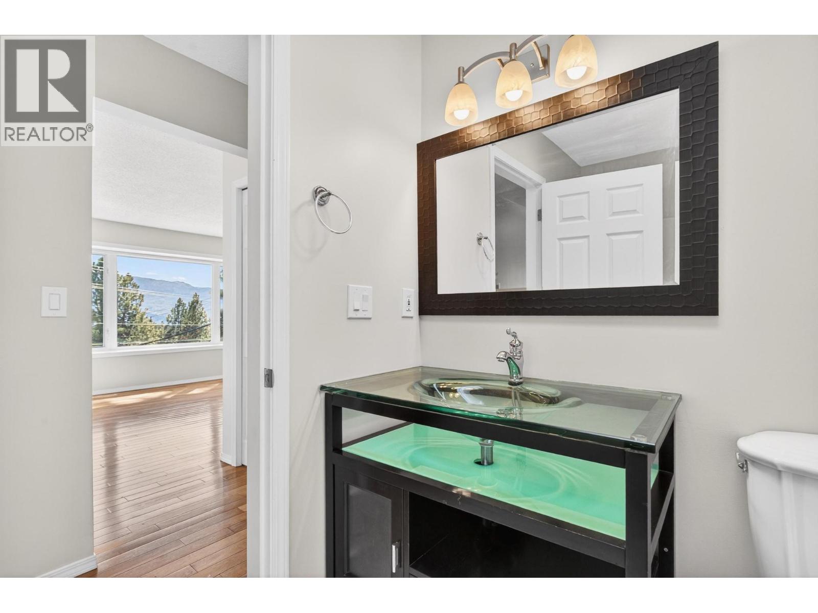 2048 Shamrock Drive, West Kelowna, British Columbia  V4T 1T8 - Photo 26 - 10381355