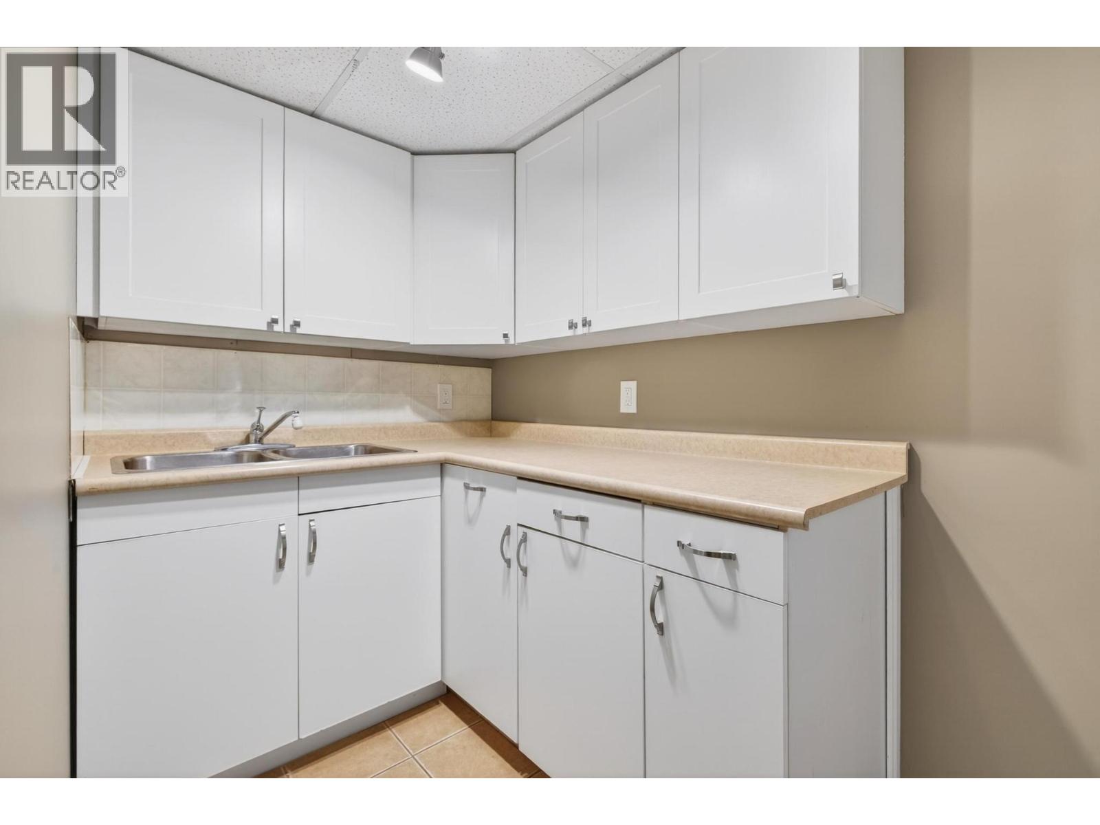 2048 Shamrock Drive, West Kelowna, British Columbia  V4T 1T8 - Photo 31 - 10381355