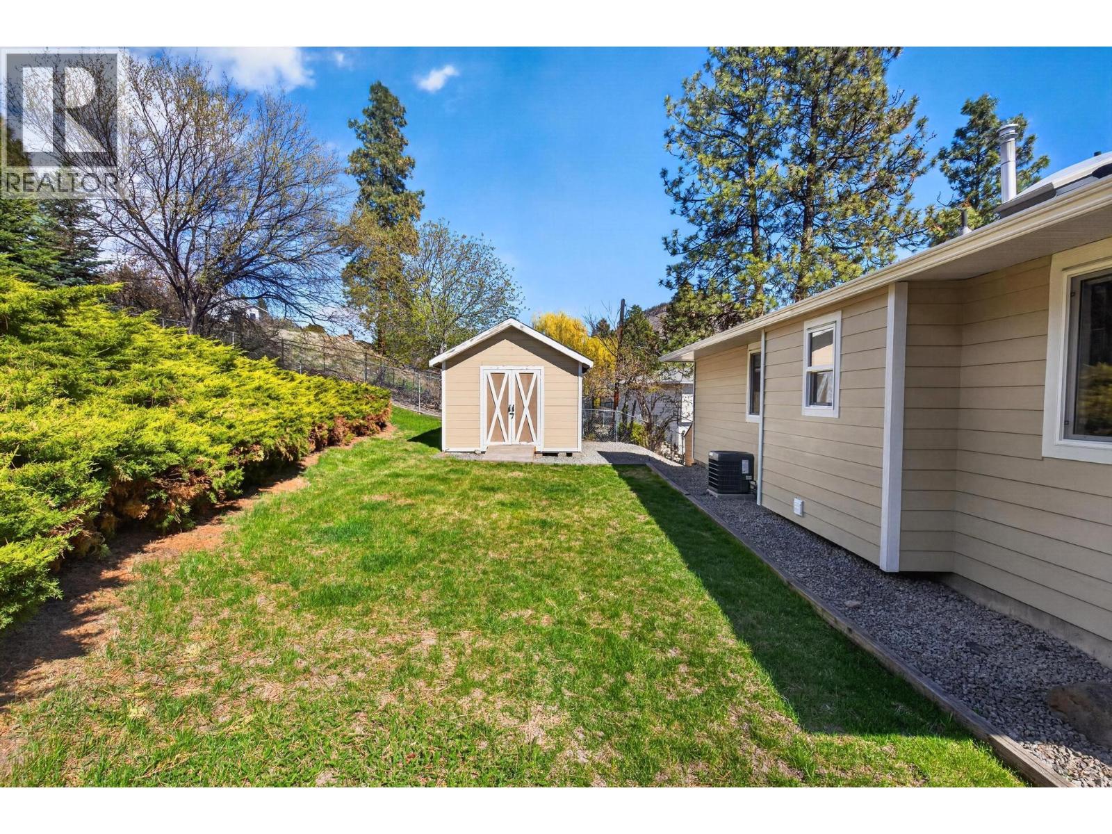 2048 Shamrock Drive, West Kelowna, British Columbia  V4T 1T8 - Photo 39 - 10381355