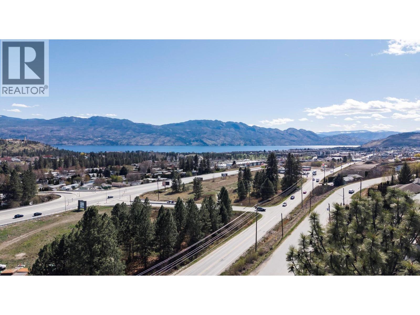 2048 Shamrock Drive, West Kelowna, British Columbia  V4T 1T8 - Photo 4 - 10381355