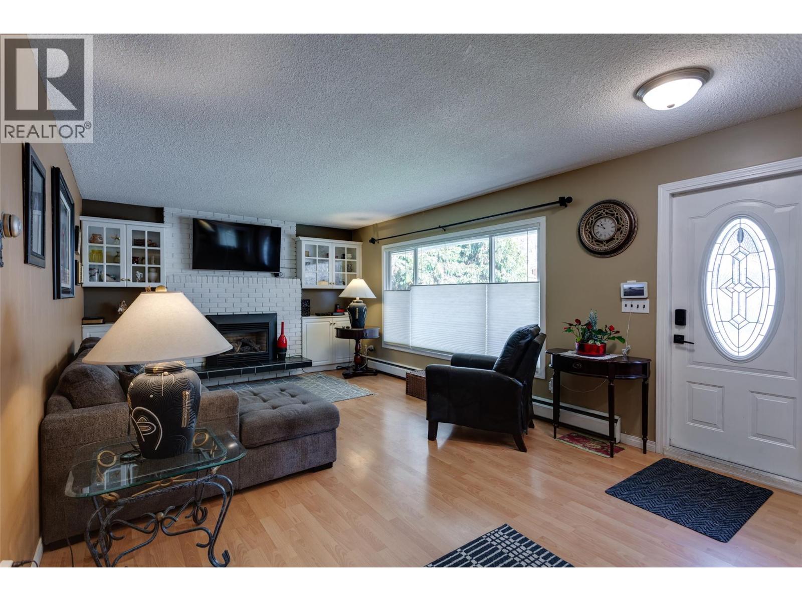 1710 Hollywood Road S, Kelowna, British Columbia  V1X 4P3 - Photo 3 - 10385394