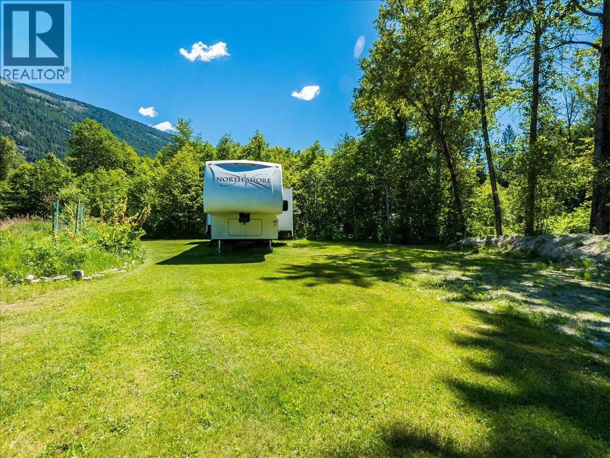 2809 Slocan Valley West Road, Slocan Park, British Columbia  V0G 2E0 - Photo 81 - 10385265