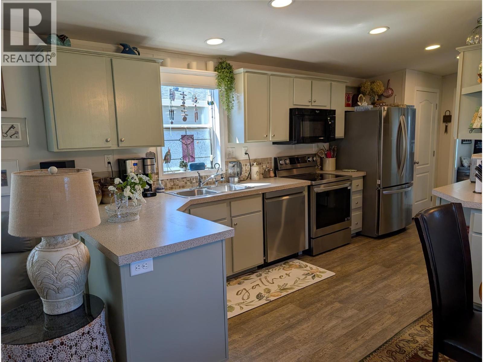 4811 10a Avenue Ne Unit# 10, Salmon Arm, British Columbia  V1E 1C5 - Photo 8 - 10384936
