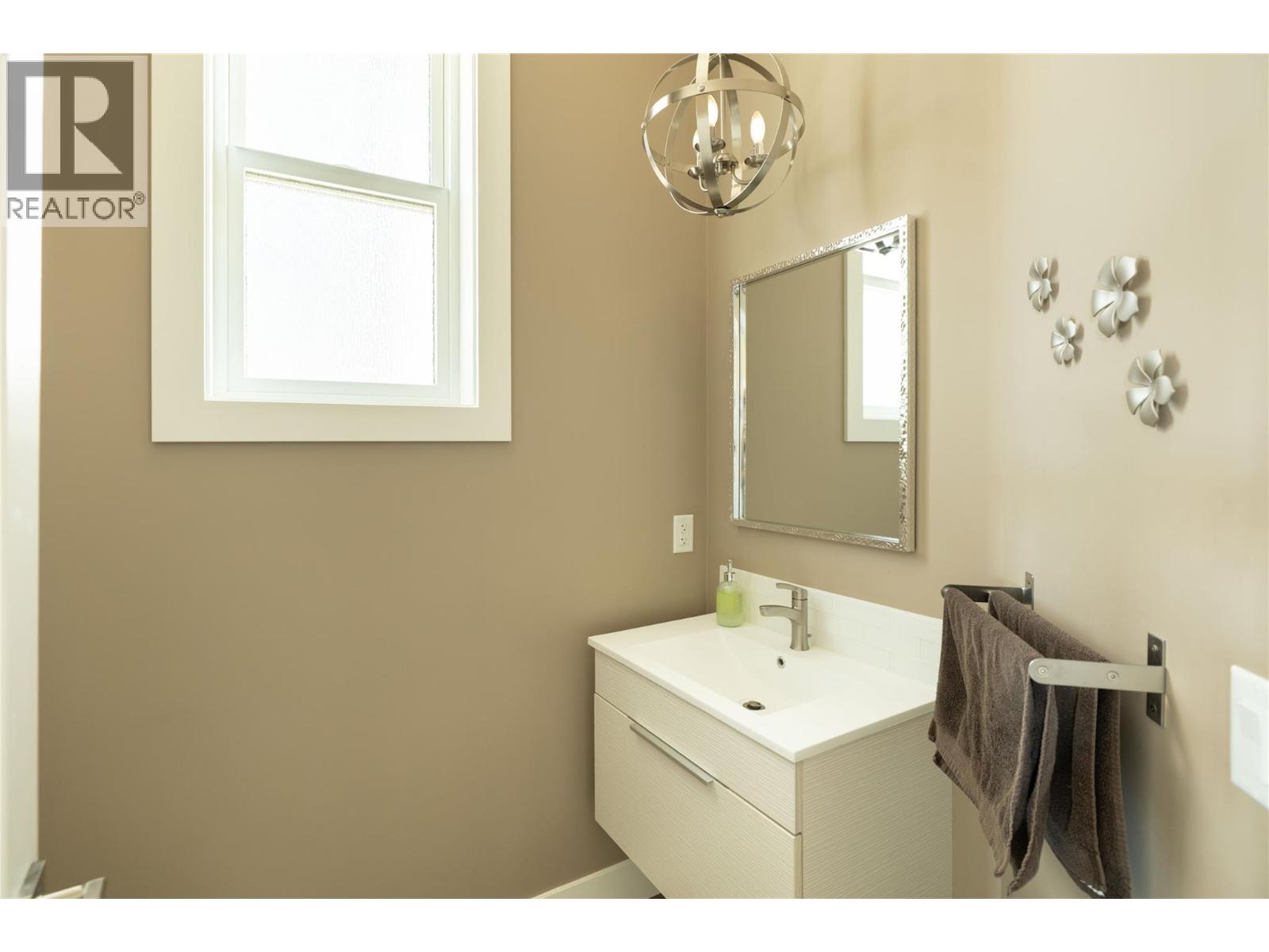 1180 Goldfinch Place, Kelowna, British Columbia  V1W 5M1 - Photo 22 - 10384492