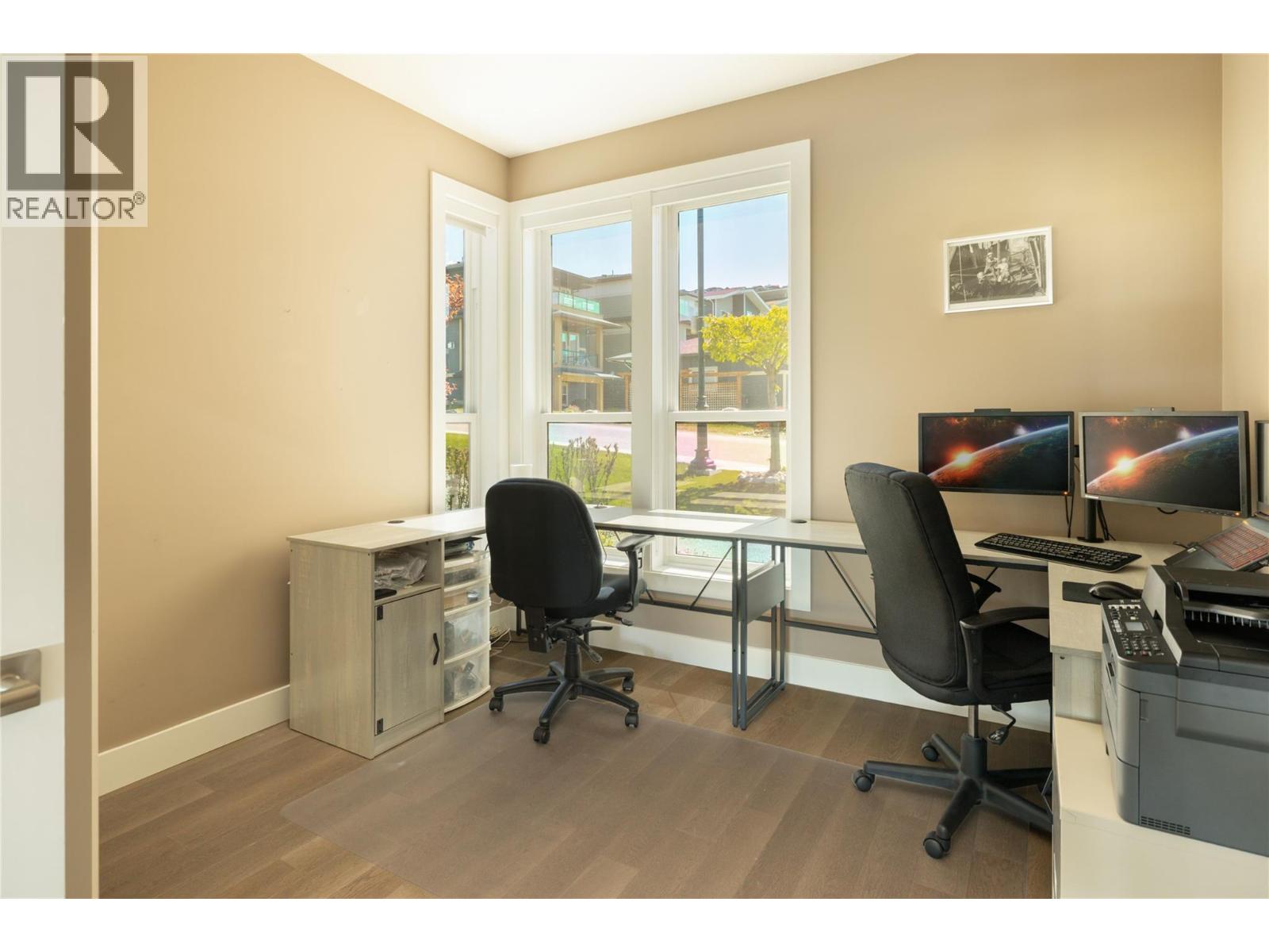1180 Goldfinch Place, Kelowna, British Columbia  V1W 5M1 - Photo 4 - 10384492