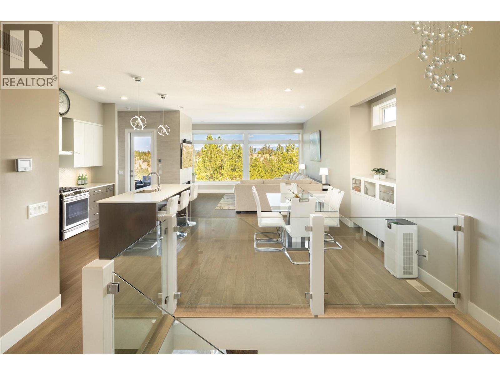 1180 Goldfinch Place, Kelowna, British Columbia  V1W 5M1 - Photo 6 - 10384492