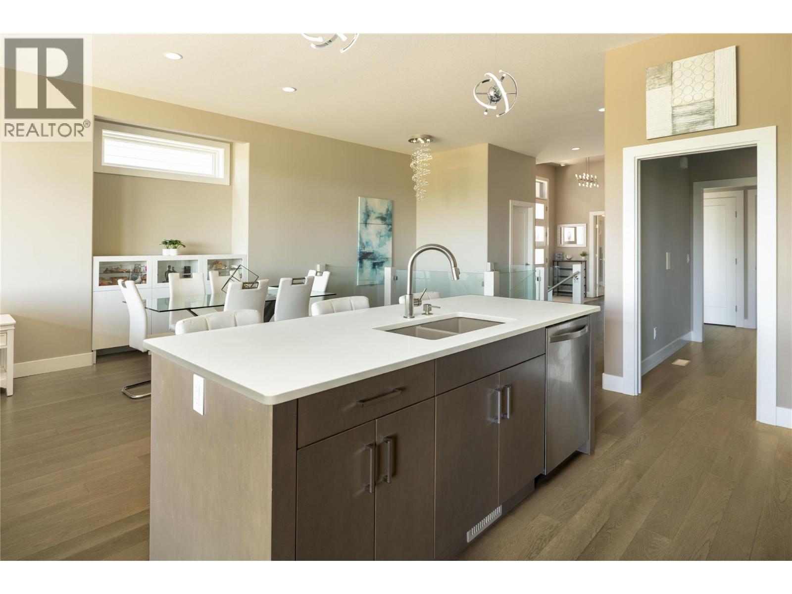 1180 Goldfinch Place, Kelowna, British Columbia  V1W 5M1 - Photo 9 - 10384492