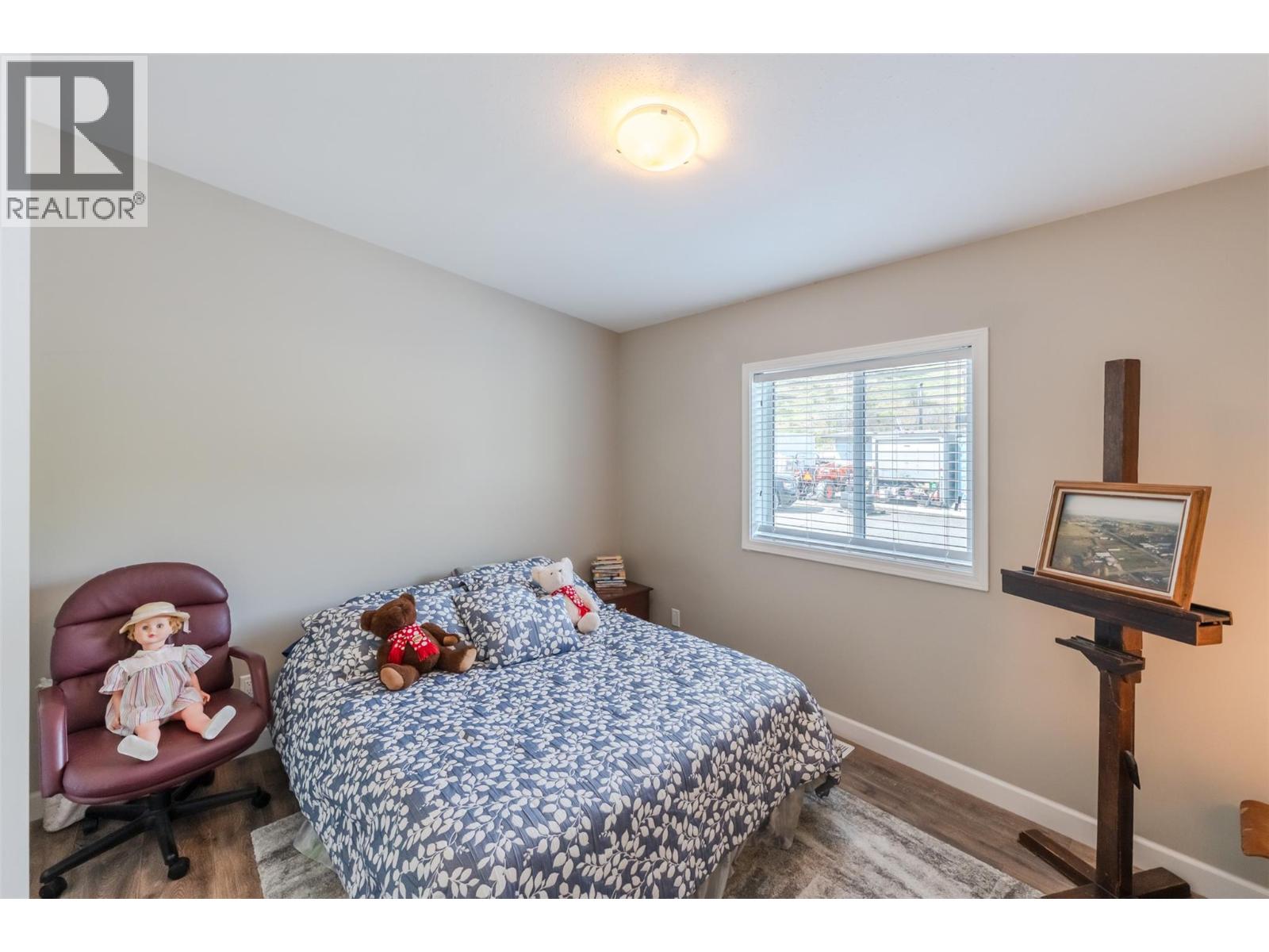 306 Hwy 97, Kaleden, British Columbia  V0H 1K0 - Photo 13 - 10384968