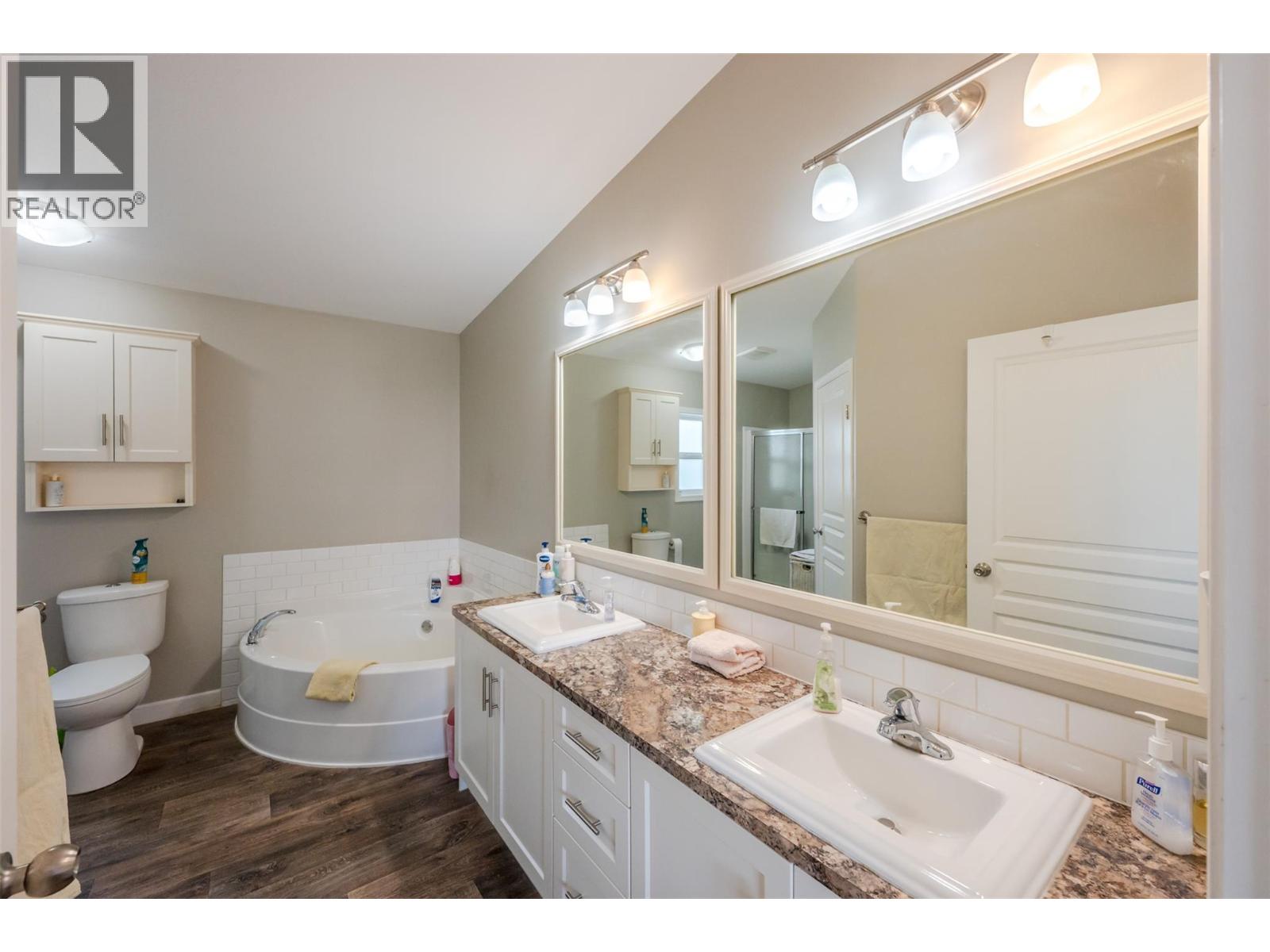 306 Hwy 97, Kaleden, British Columbia  V0H 1K0 - Photo 18 - 10384968