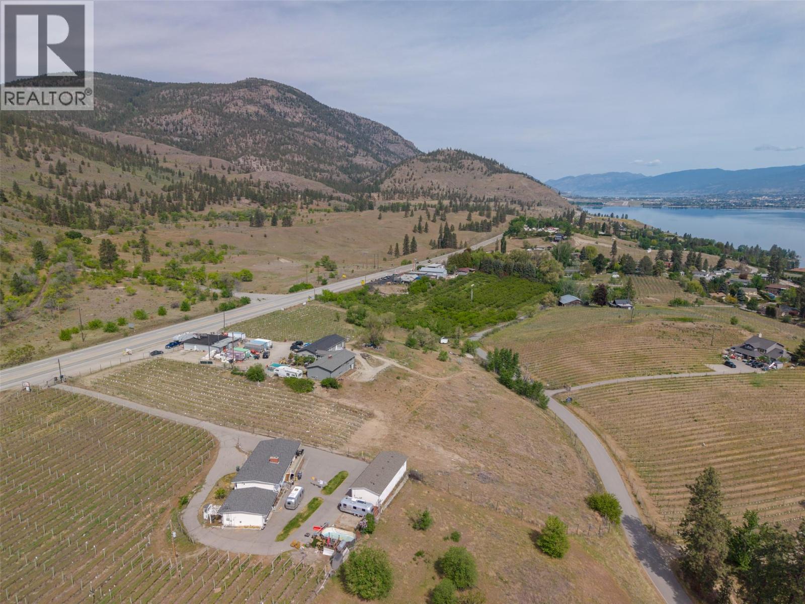 306 Hwy 97, Kaleden, British Columbia  V0H 1K0 - Photo 2 - 10384968