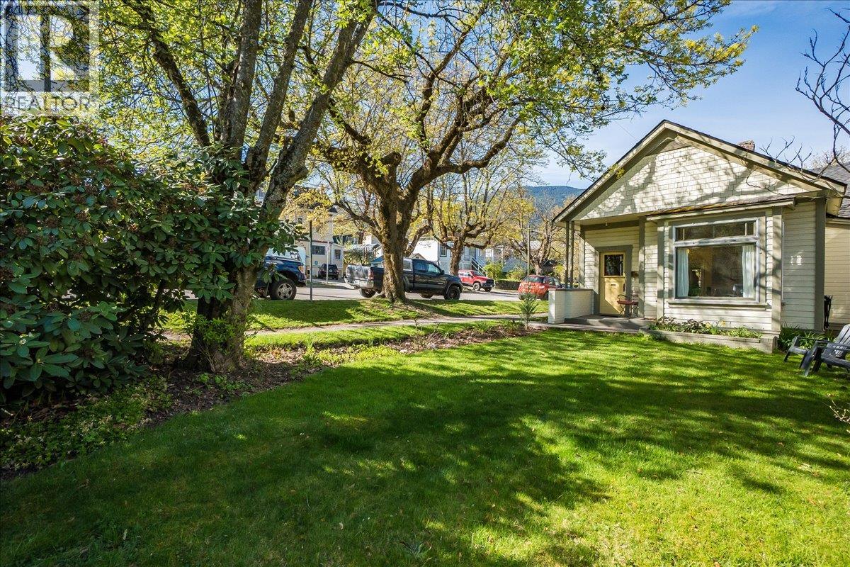 720 Stanley Street, nelson, British Columbia