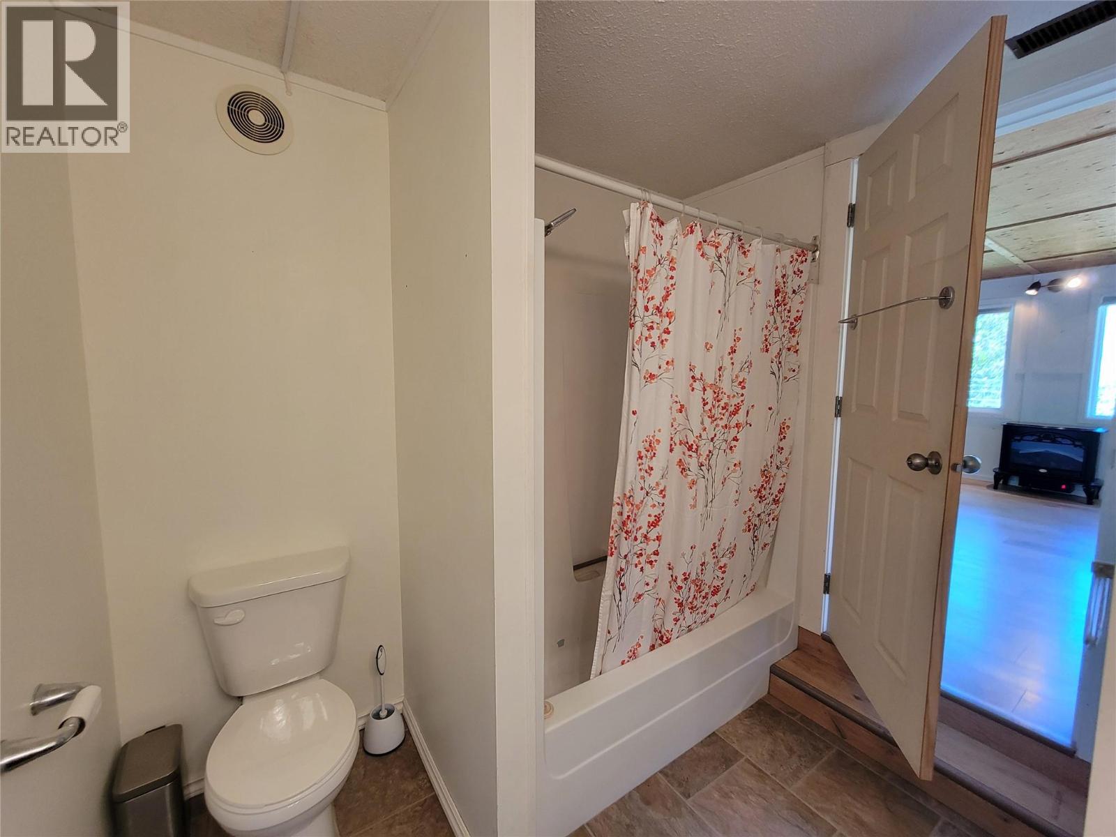 2626 Highway 3, Keremeos, British Columbia  V0X 1N5 - Photo 19 - 10385416