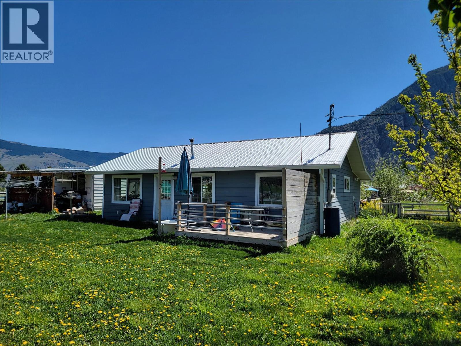 2626 Highway 3, Keremeos, British Columbia  V0X 1N5 - Photo 45 - 10385416