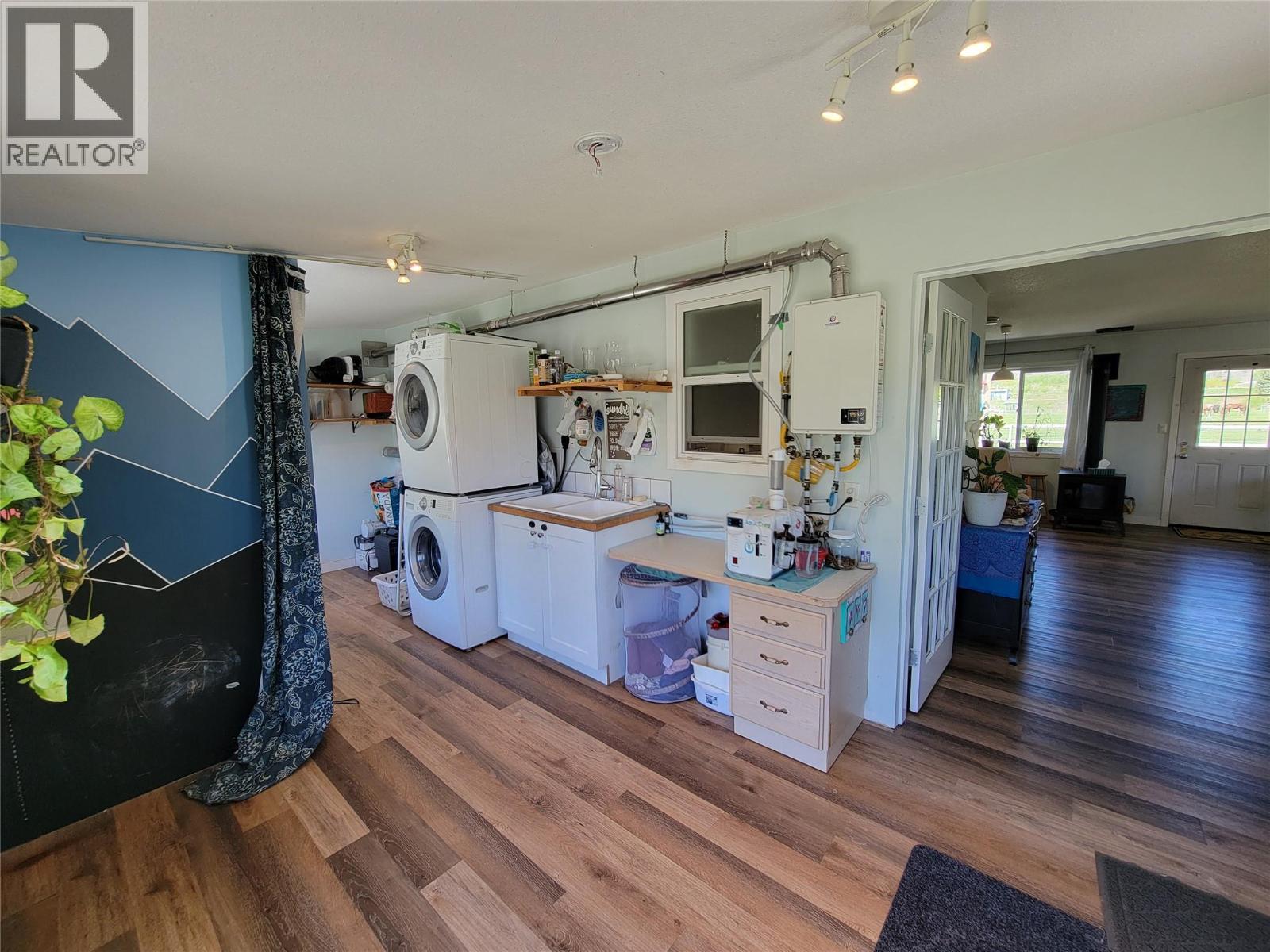 2626 Highway 3, Keremeos, British Columbia  V0X 1N5 - Photo 51 - 10385416