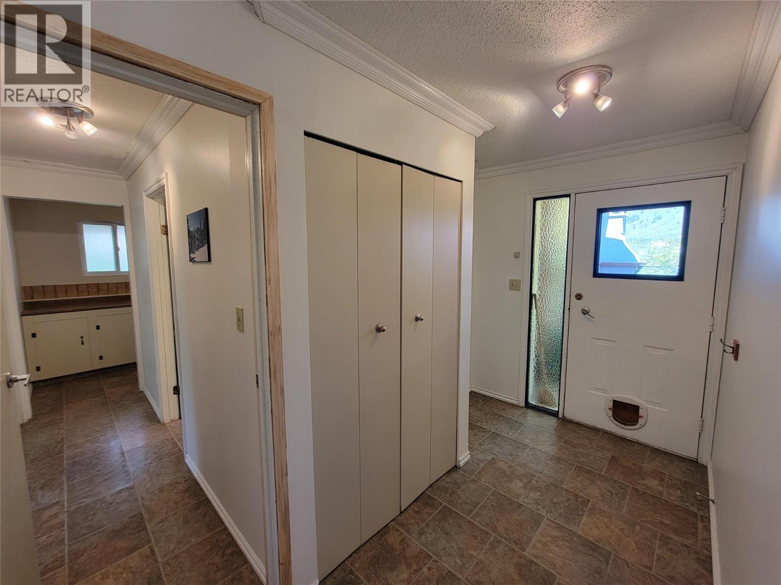 2626 Highway 3, Keremeos, British Columbia  V0X 1N5 - Photo 17 - 10385400