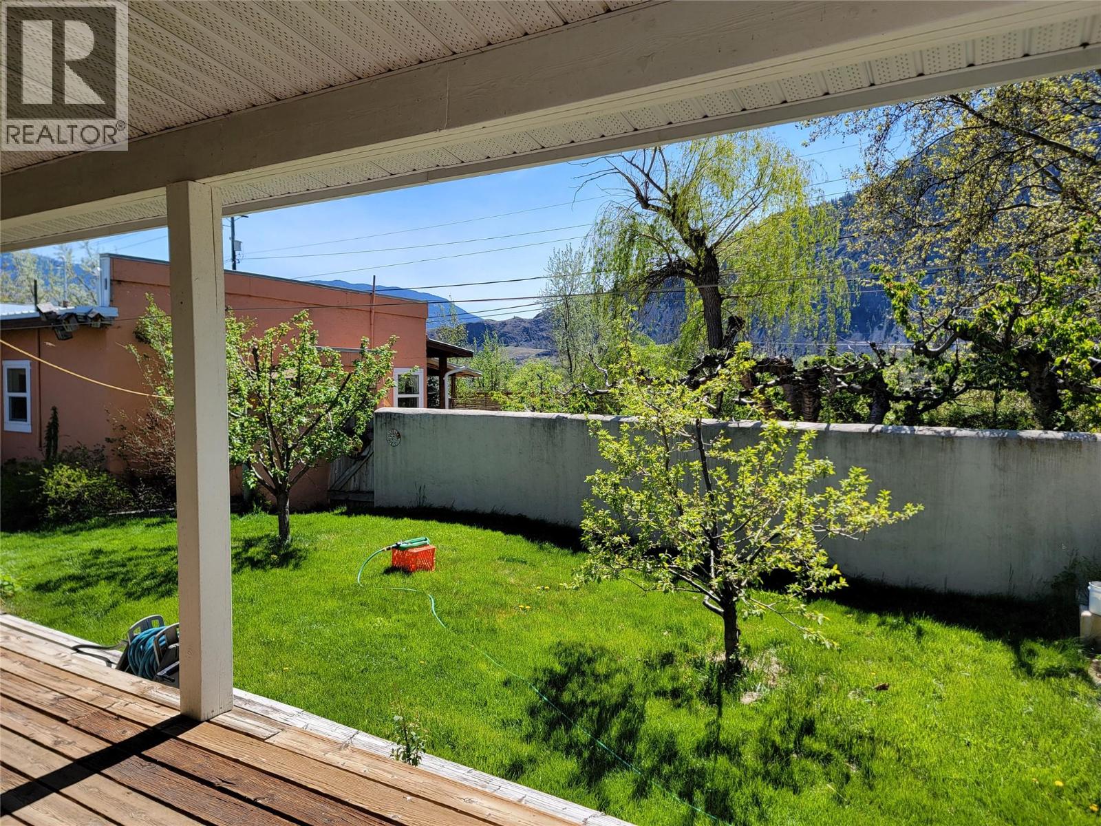 2626 Highway 3, Keremeos, British Columbia  V0X 1N5 - Photo 33 - 10385400