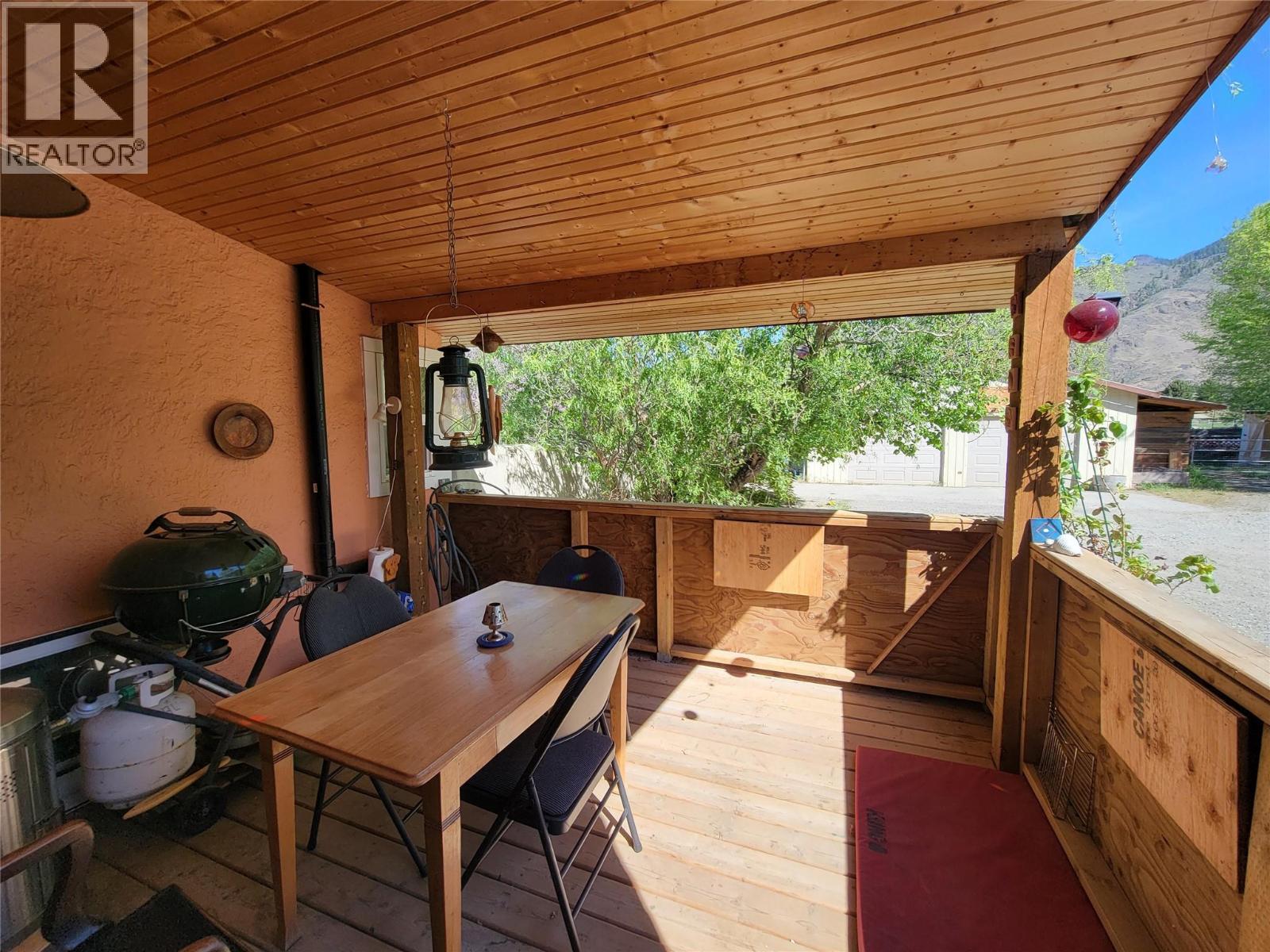 2626 Highway 3, Keremeos, British Columbia  V0X 1N5 - Photo 74 - 10385400