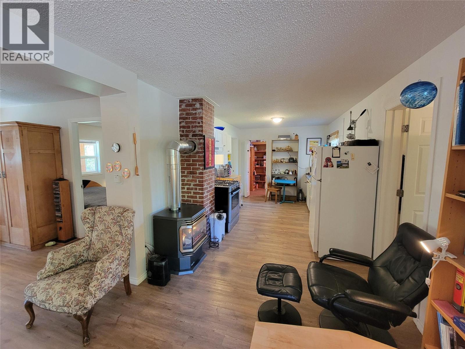 2626 Highway 3, Keremeos, British Columbia  V0X 1N5 - Photo 75 - 10385400