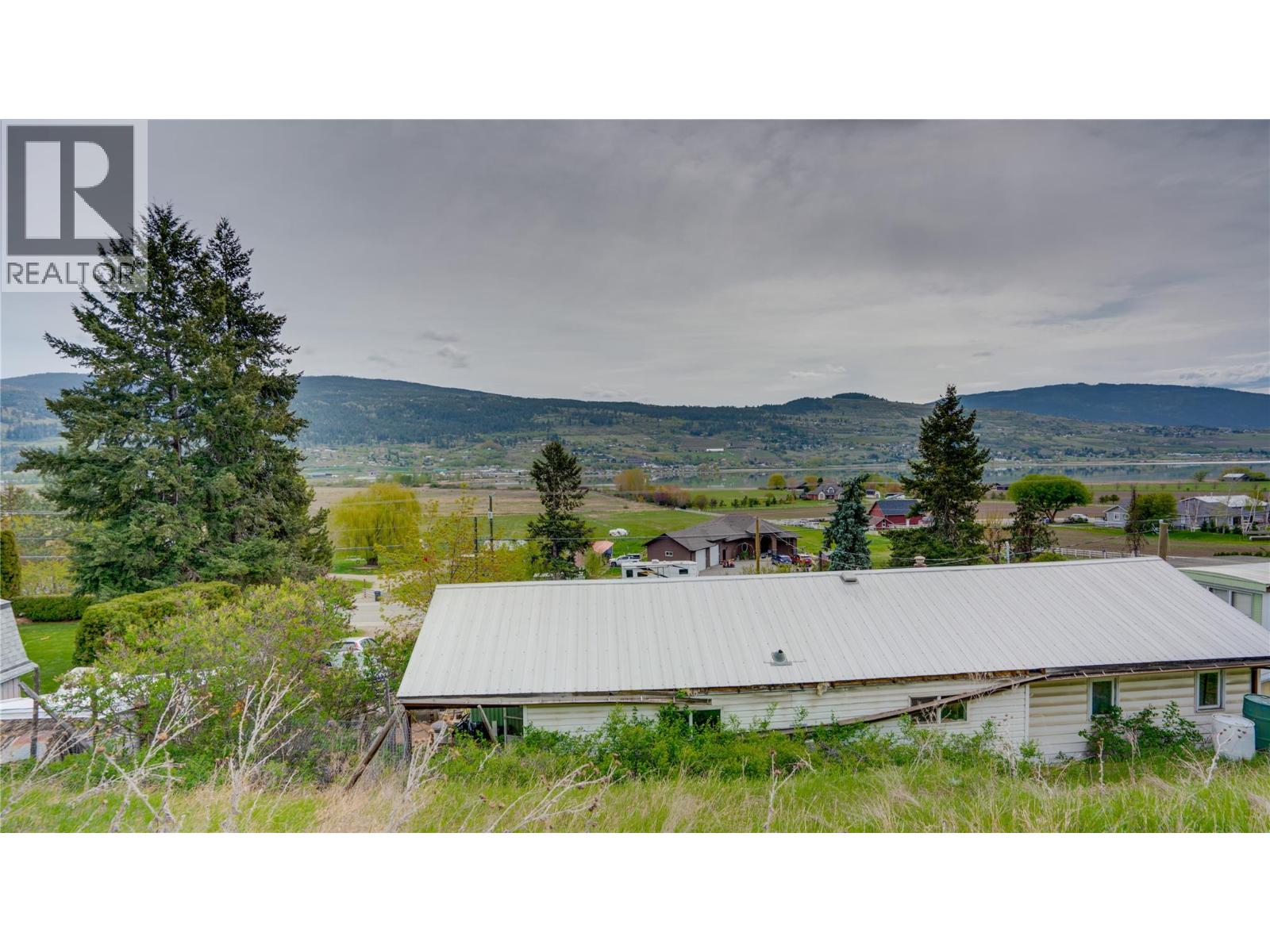 8268 Old Kamloops Road, Vernon, British Columbia  V1H 1W8 - Photo 12 - 10385325