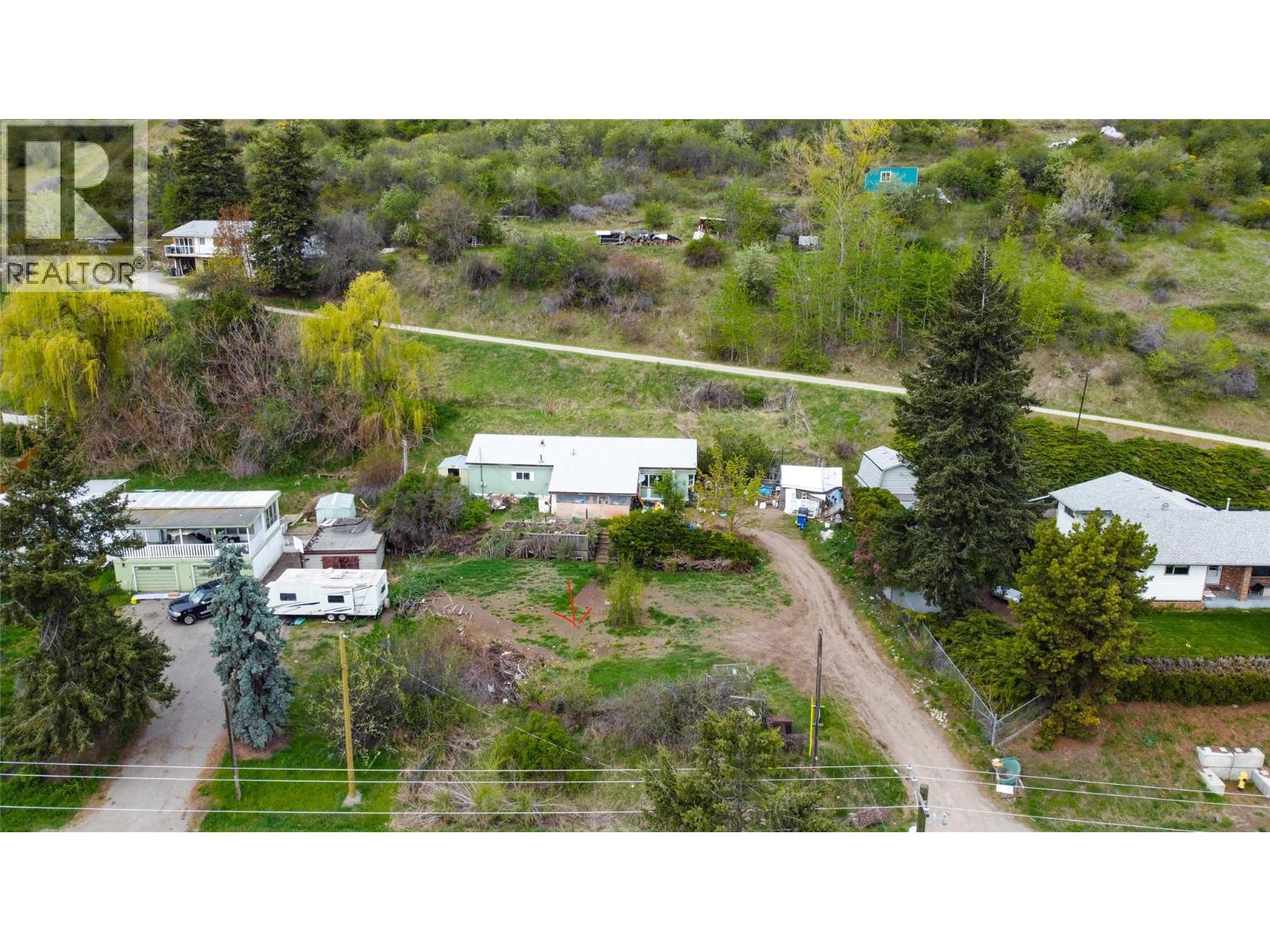 8268 Old Kamloops Road, Vernon, British Columbia  V1H 1W8 - Photo 3 - 10385325
