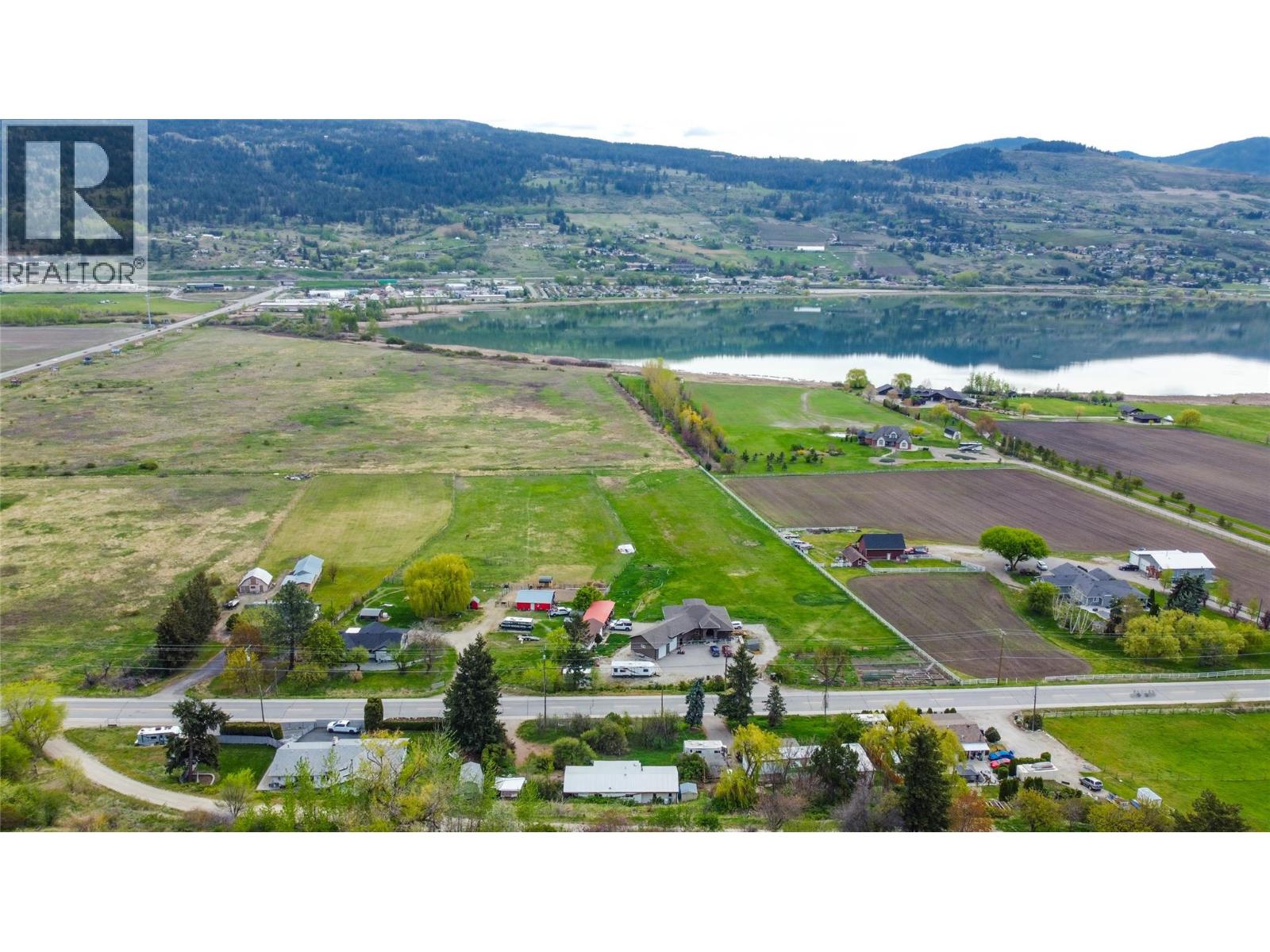 8268 Old Kamloops Road, Vernon, British Columbia  V1H 1W8 - Photo 7 - 10385325