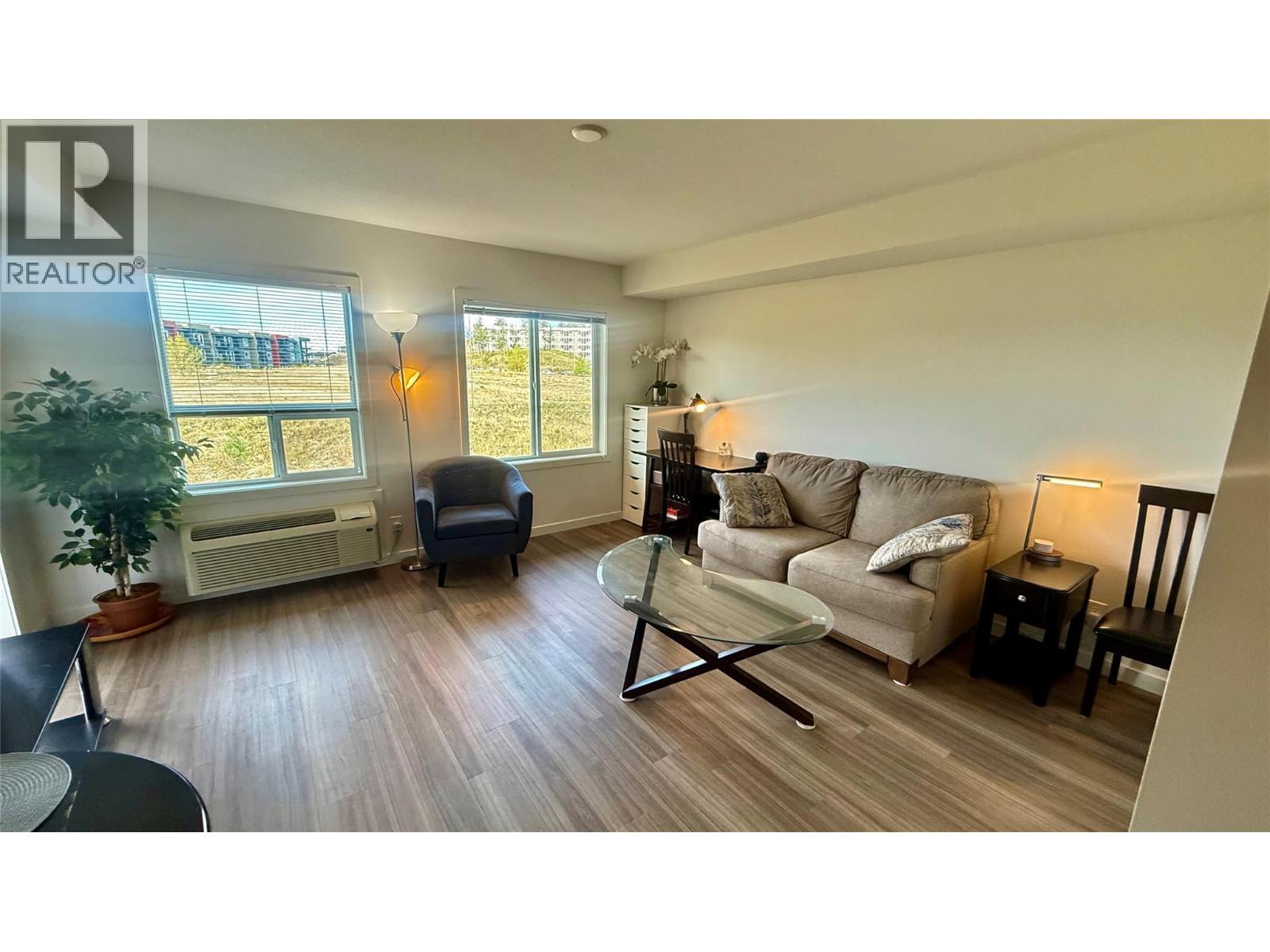 883 Academy Way Unit# Ph7, Kelowna, British Columbia  V1V 0A3 - Photo 8 - 10385387