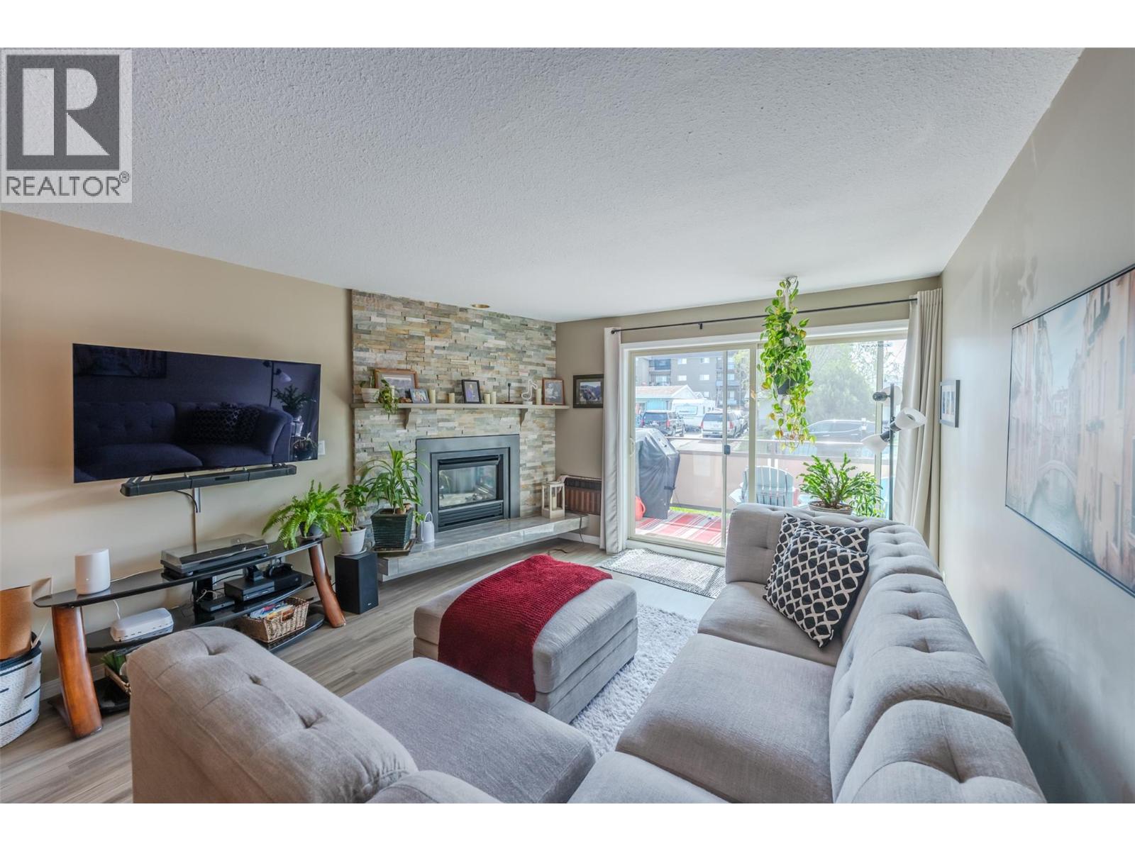 335 CHURCHILL Avenue Unit# 103, penticton, British Columbia