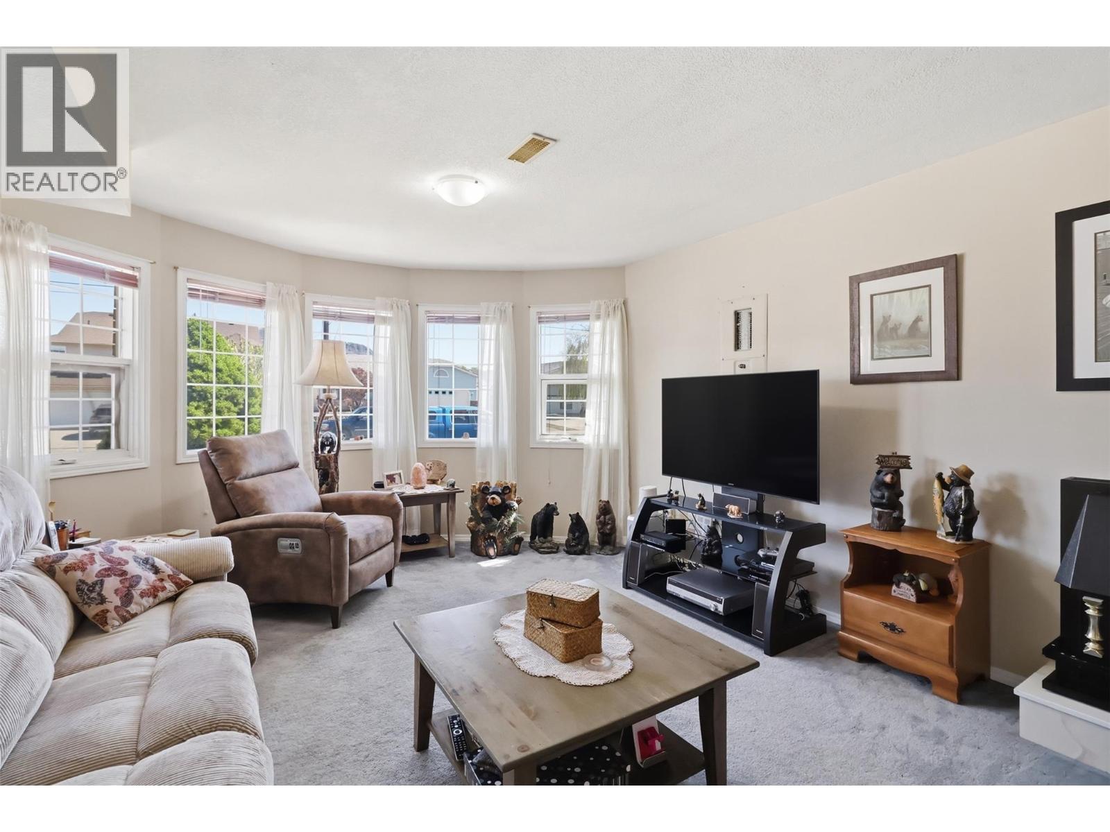 1165 13th Street, Kamloops, British Columbia  V2B 8K4 - Photo 44 - 10385418