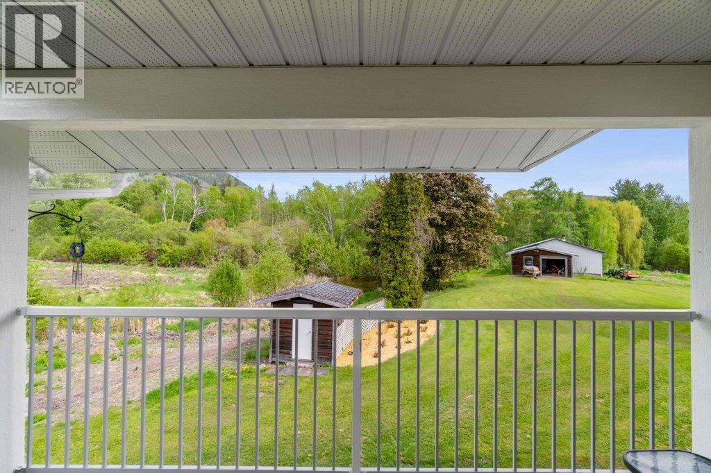 4501 44 Avenue Nw, Salmon Arm, British Columbia  V1E 3A7 - Photo 27 - 10385377