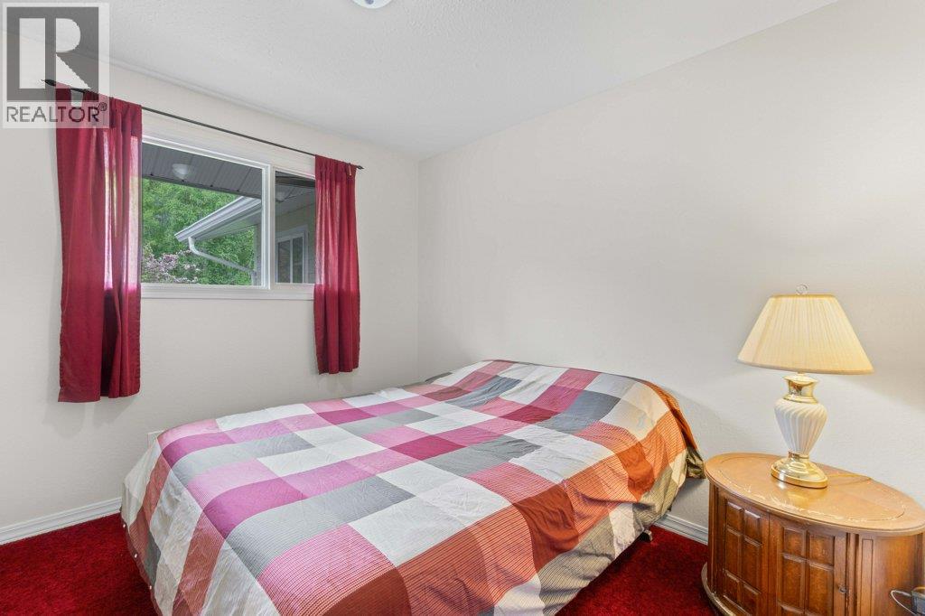 4501 44 Avenue Nw, Salmon Arm, British Columbia  V1E 3A7 - Photo 35 - 10385377