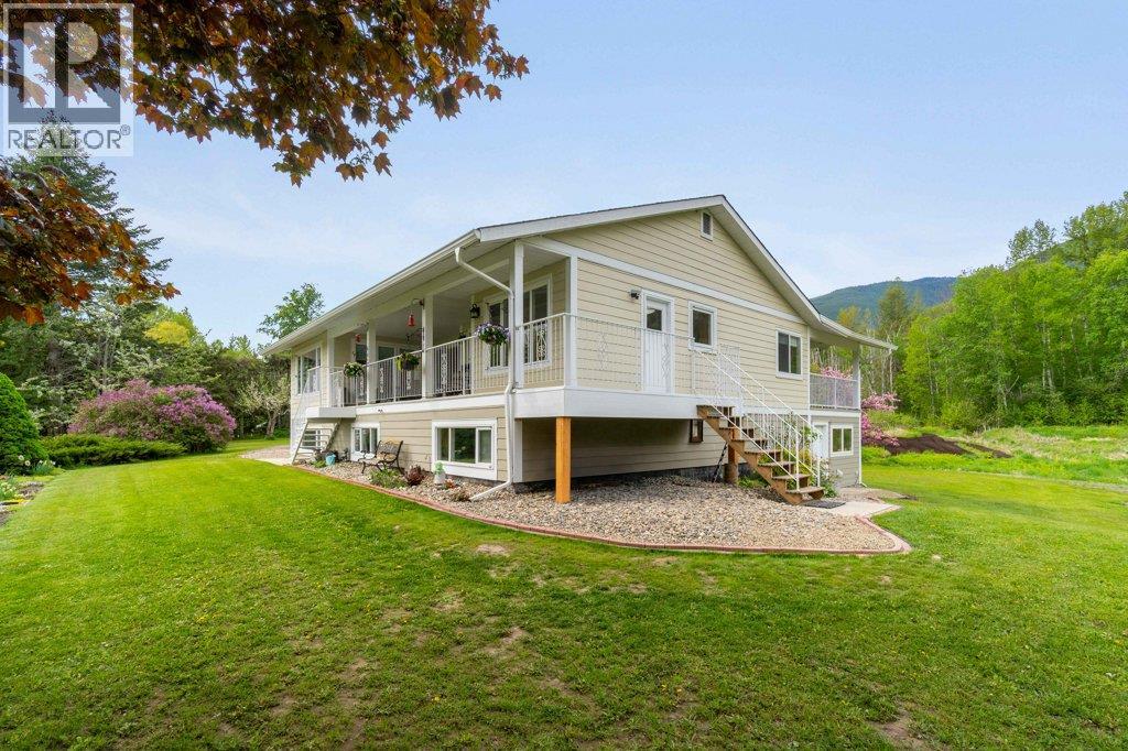 4501 44 Avenue Nw, Salmon Arm, British Columbia  V1E 3A7 - Photo 61 - 10385377